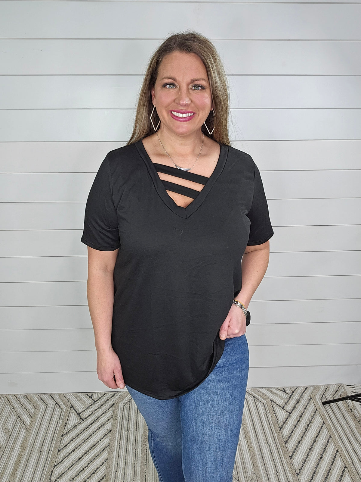 BLACK CROSS NECKLINE FRENCH TERRY TOP