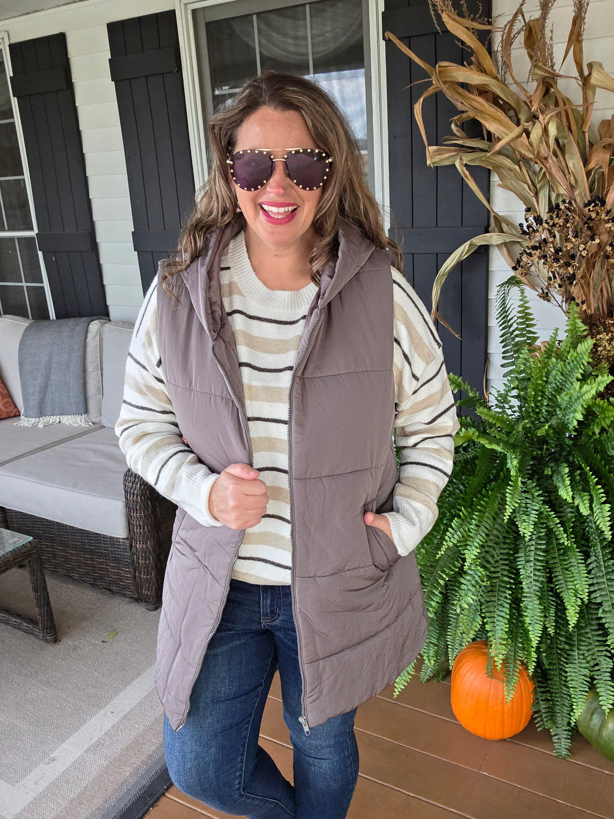 GUNMETAL HOODED PUFF VEST