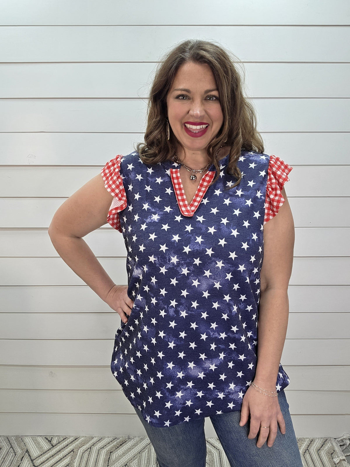 NAVY STAR KNIT TOP W/ GINGHAM RUFFLE SLEEVE