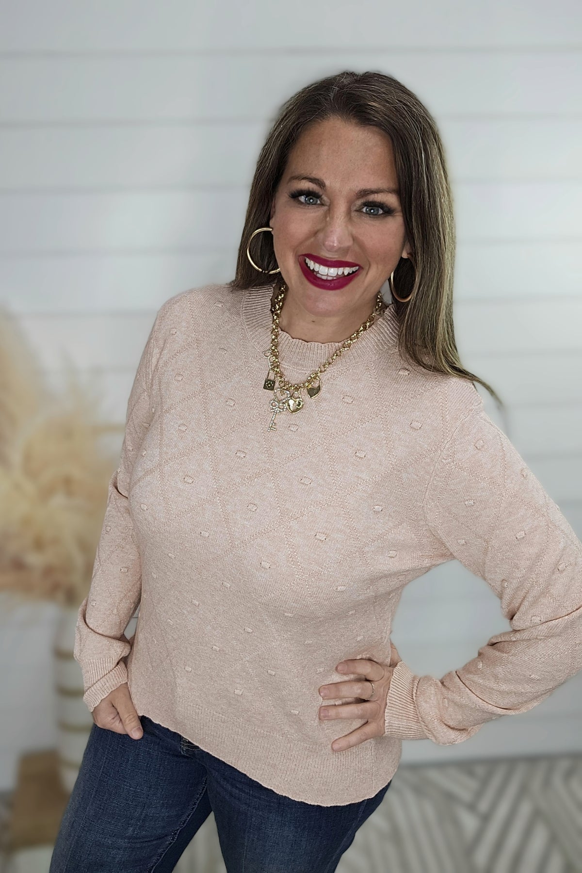 BLUSH POM POM SCALLOP CREW NECK LIGHT WEIGHT SWEATER