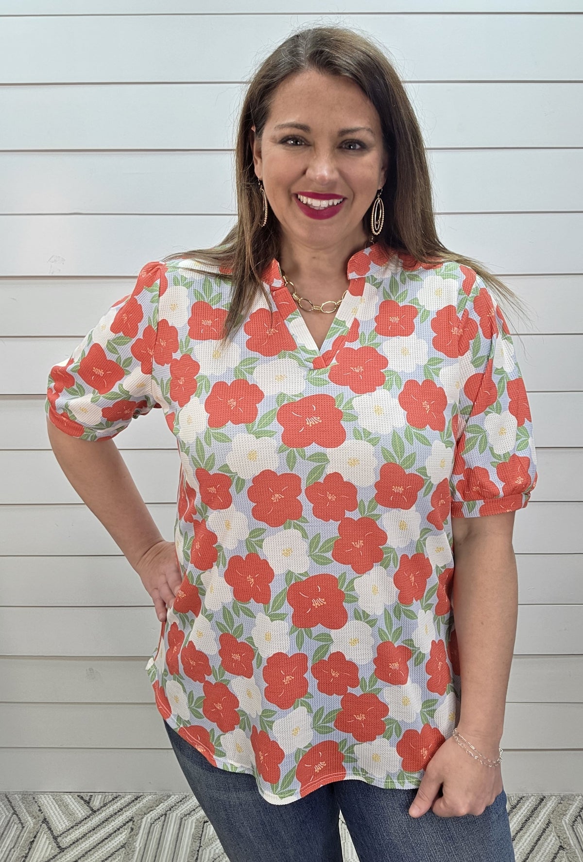 LIGHT BLUE/CORAL FLORAL MICRO WAFFLE TEXTURE V NECK KNIT TOP