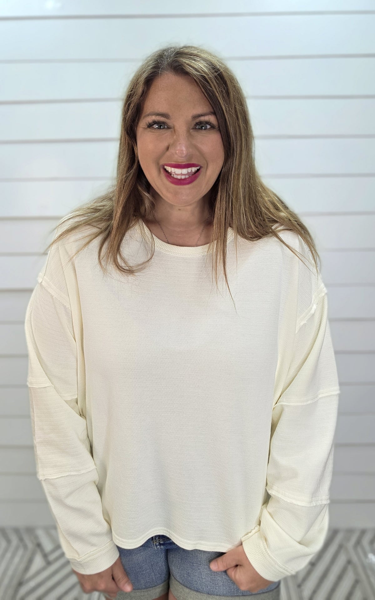 CREAM LONG SLEEVE KNIT FLOWY TOP