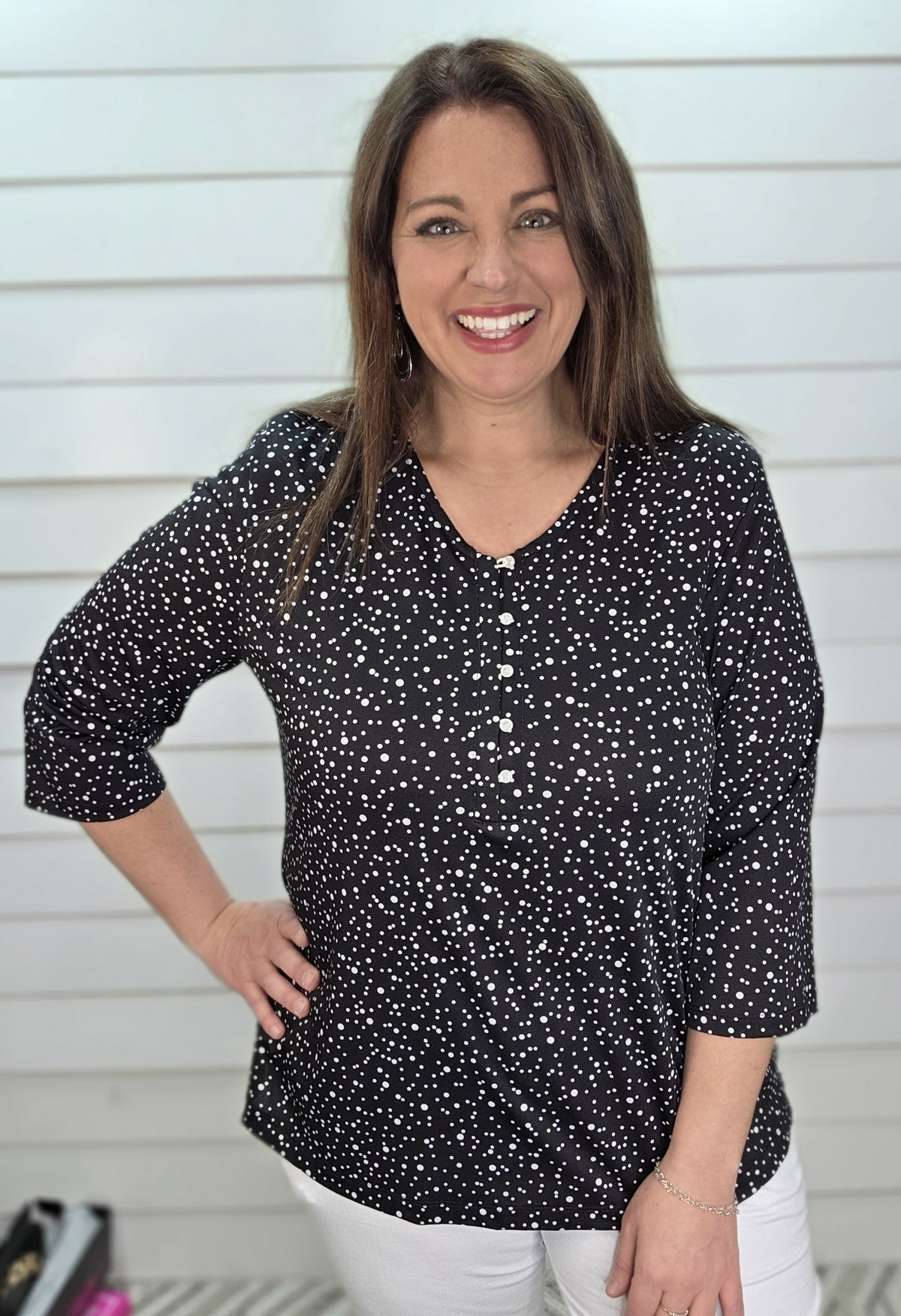 BLACK/WHITE DOT KNIT 3/4 SLEEVE TOP