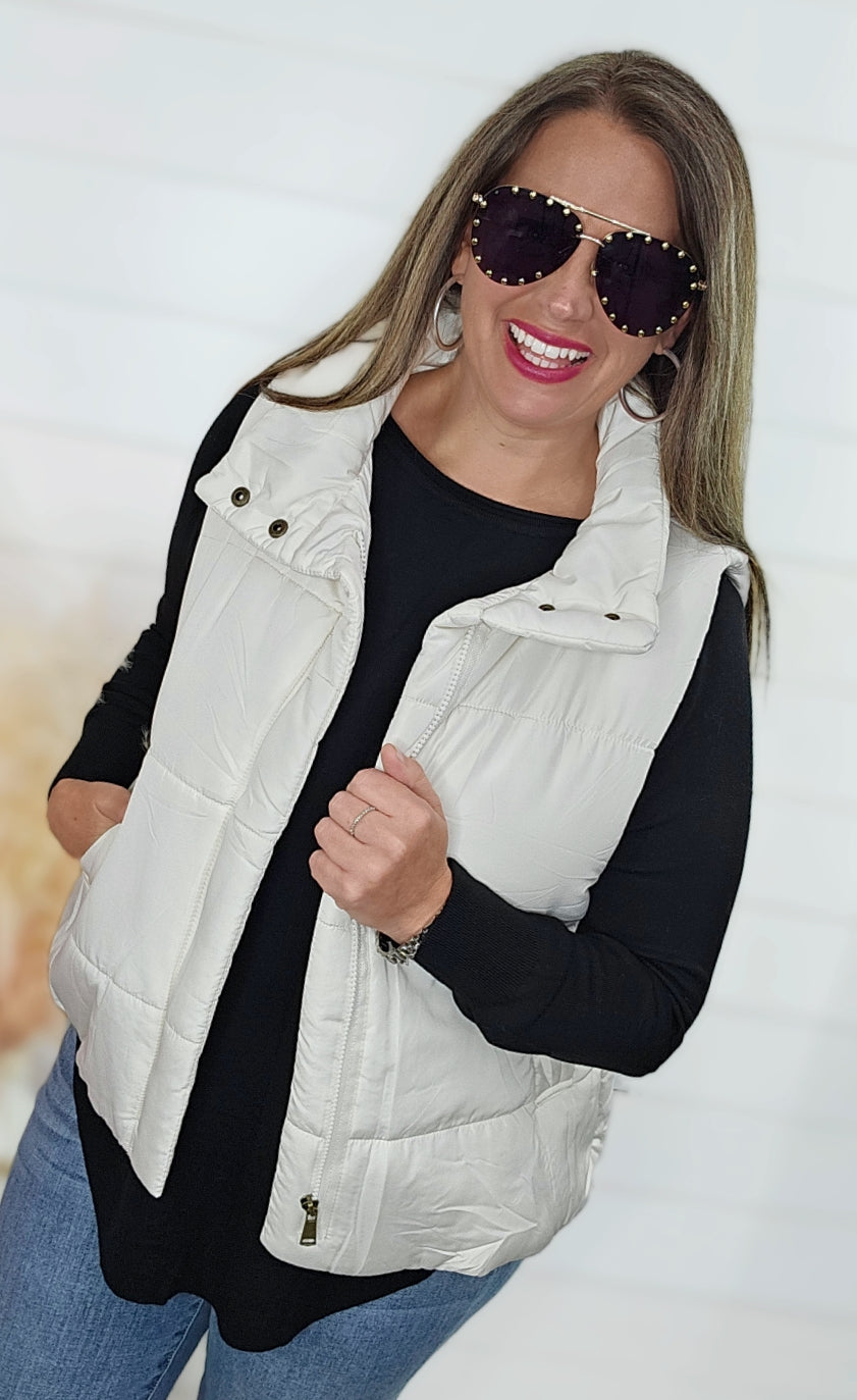 IVORY SOLID ZIP UP PUFF VEST