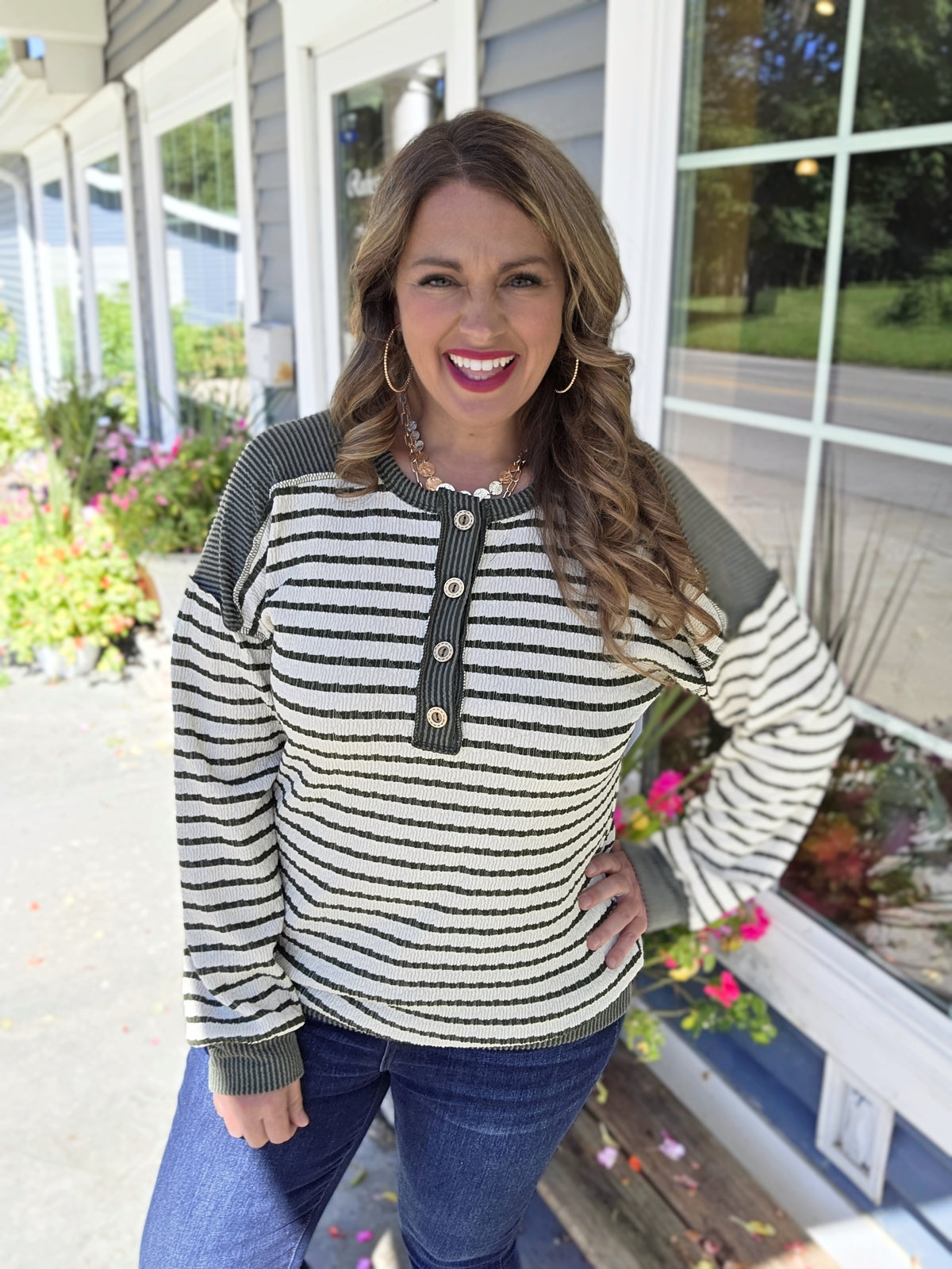 OLIVE/CREAM TEXTURED HENLEY KNIT TOP W/ RAISED RIBBED ACCENT