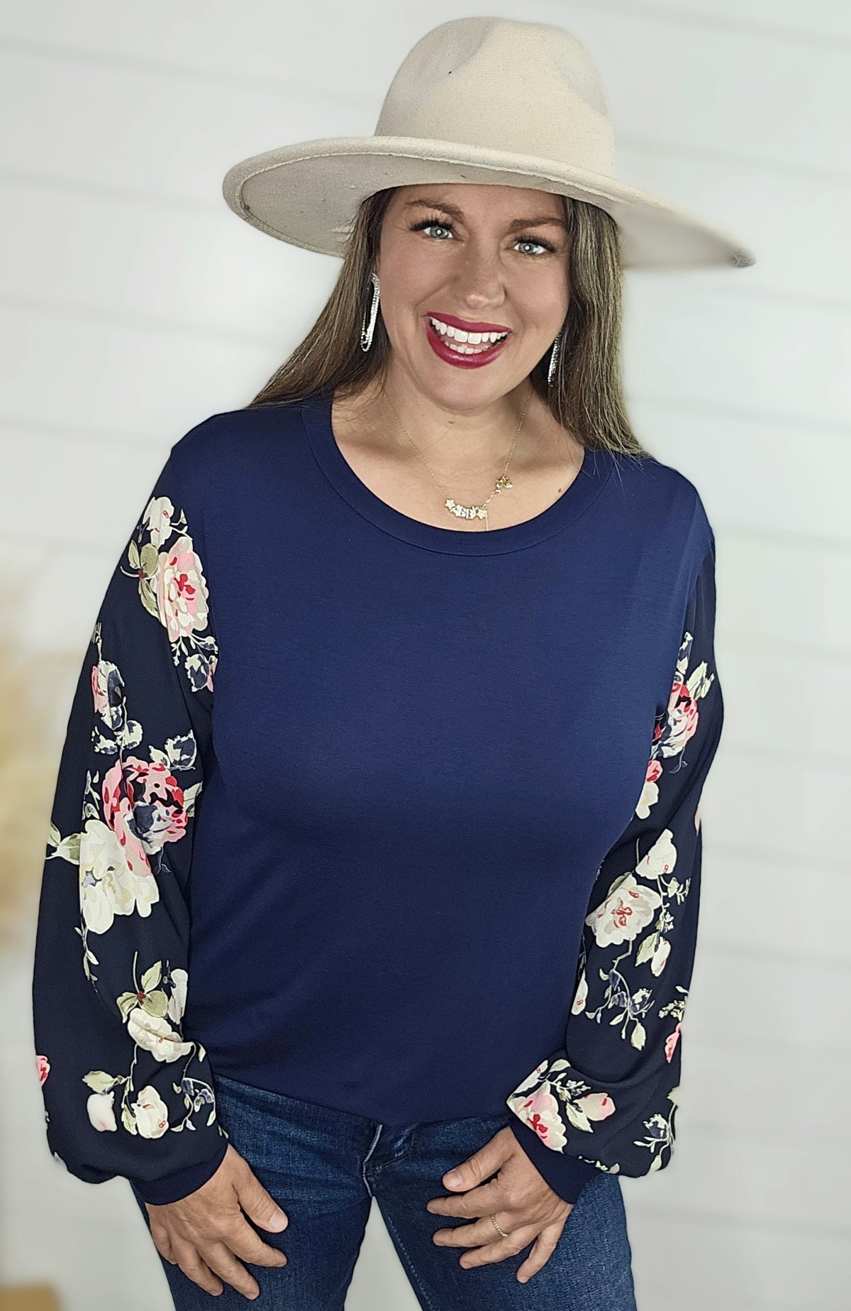 NAVY KNIT TOP W/ FLORAL CONTRAST SLEEVES