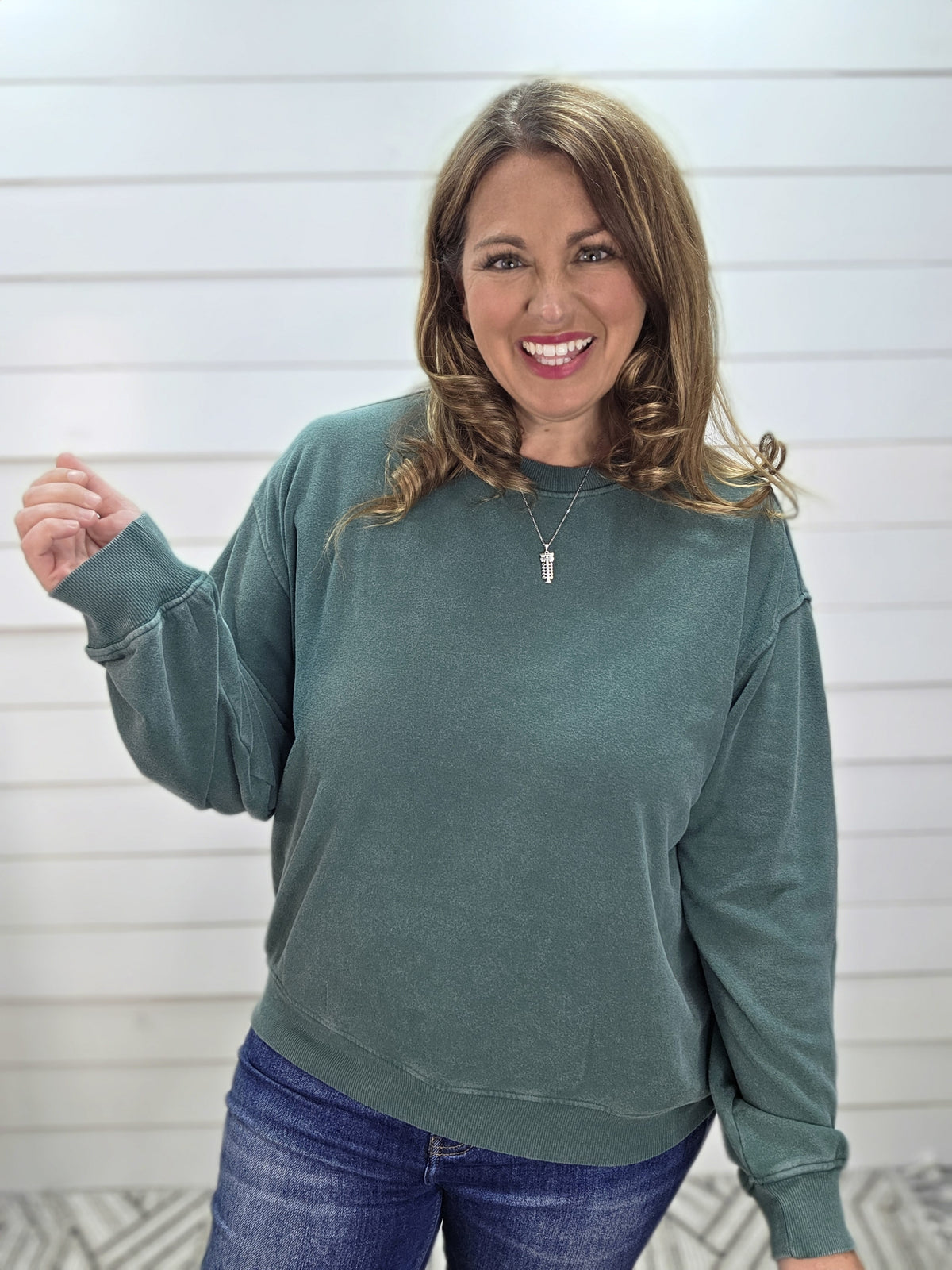 DARK GREEN SOFT MINERAL WASH PULLOVER
