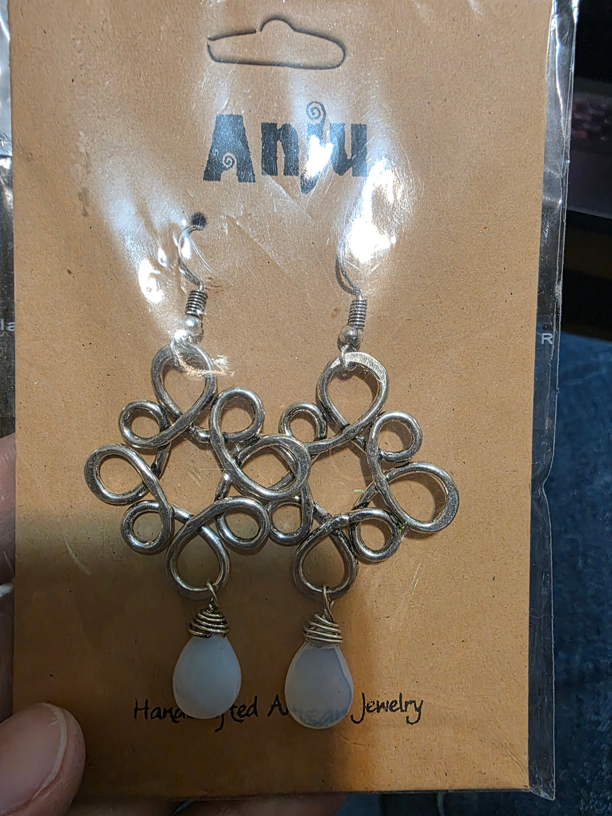 ANJU EARRING