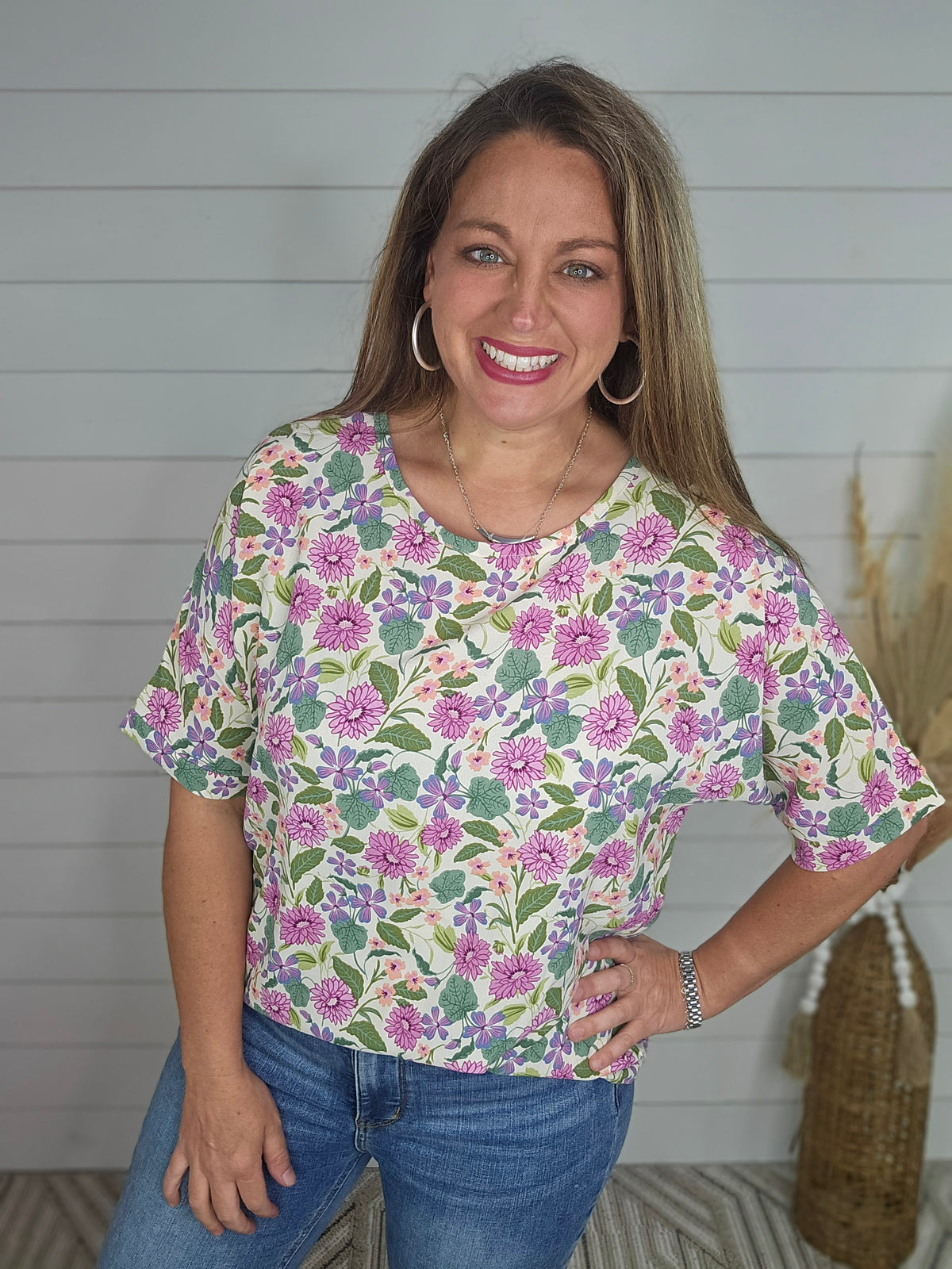 IVORY/PURPLE FLORAL TOP