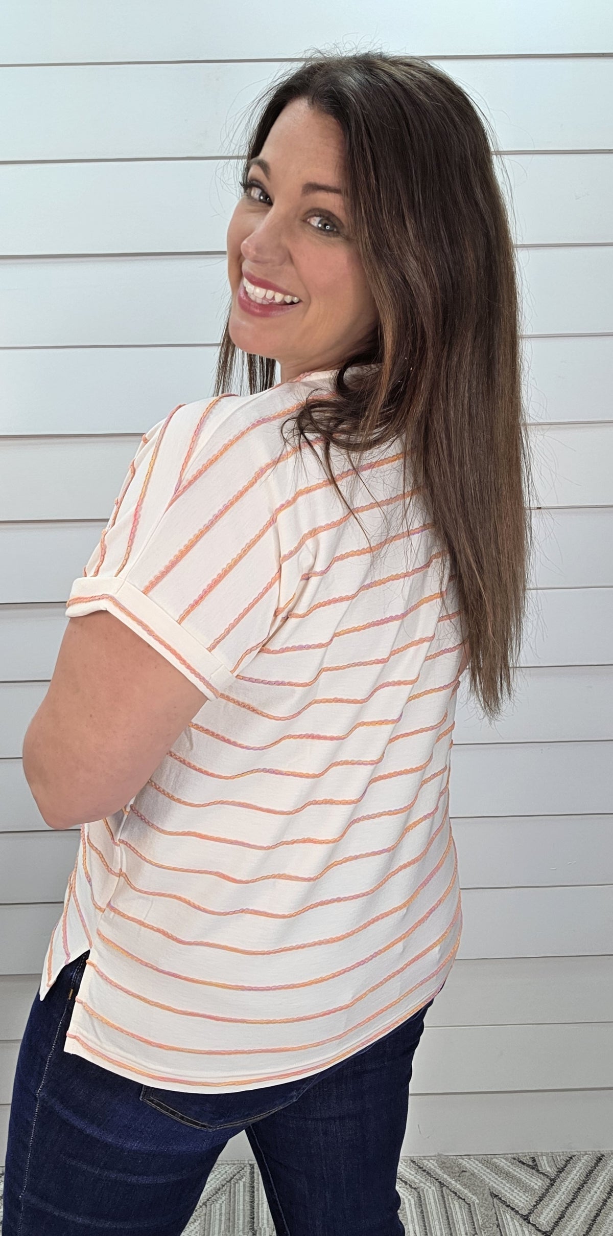 CREAM V NECK KNIT TOP W/ MULTI COLOR THREAD DETAIL