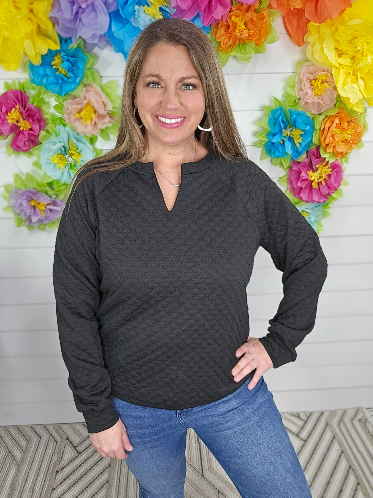 BLACK QUILTED LONG SLEEVE TOP