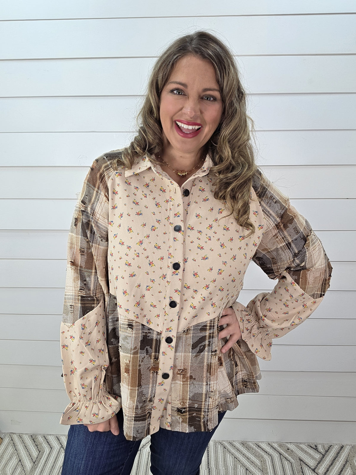 OATMEAL BOHO PLAID/FLORAL SNAP BUTTON TOP