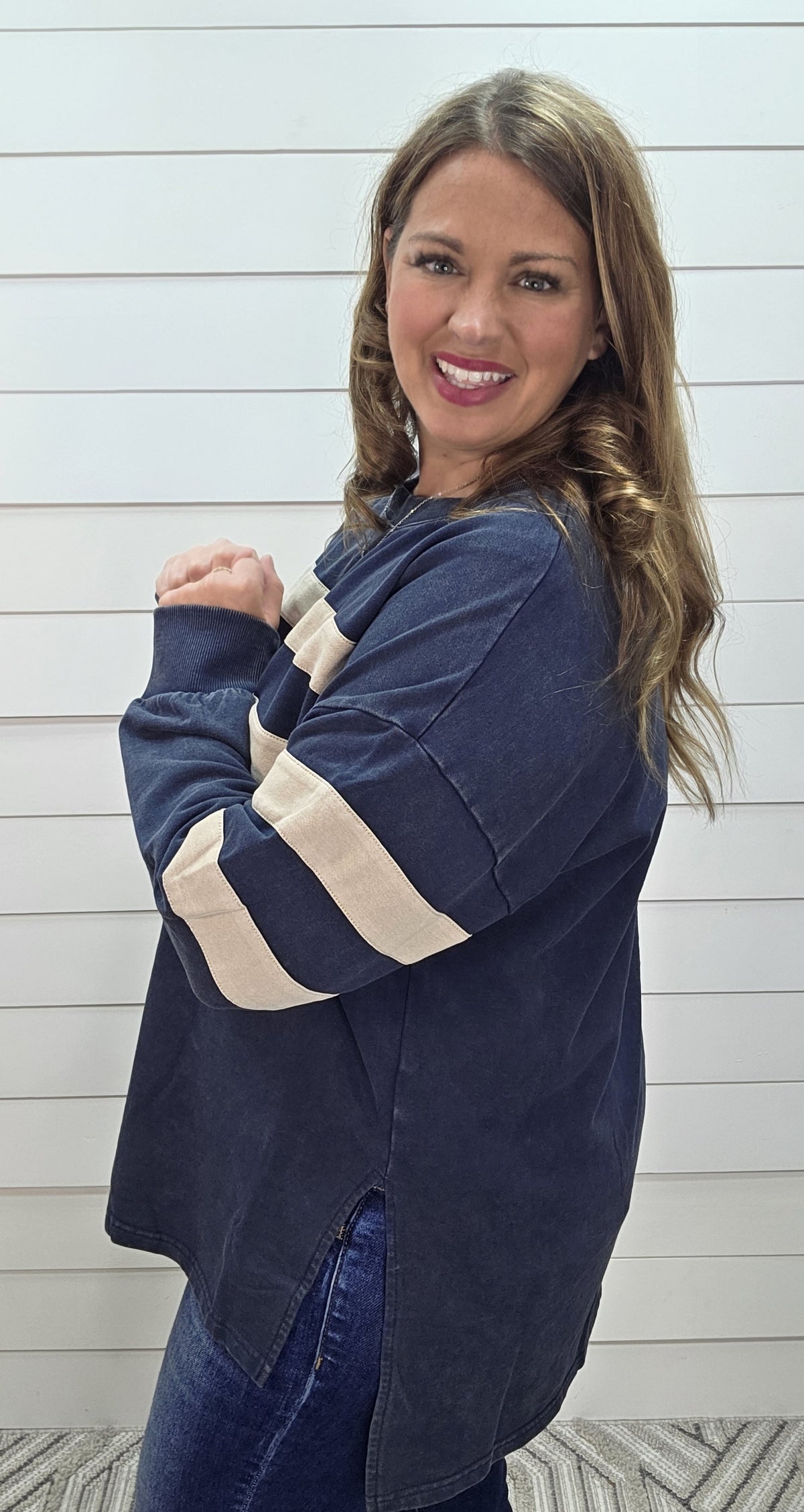 NAVY VARSITY STRIPED WASHED KNIT PULLOVER WITH SIDE SLIT