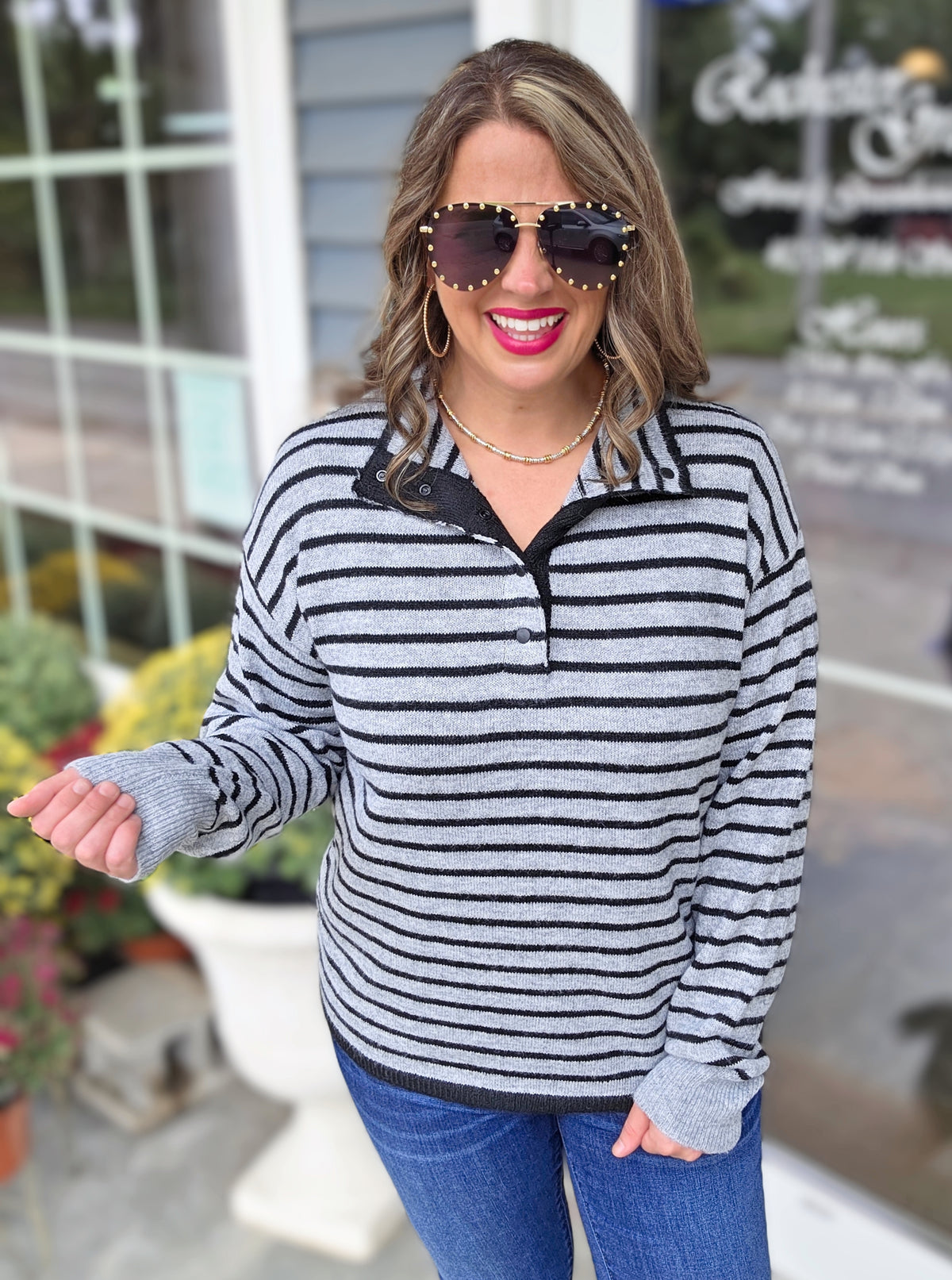 GREY/BLACK STRIPED QUARTER SNAP SWEATER
