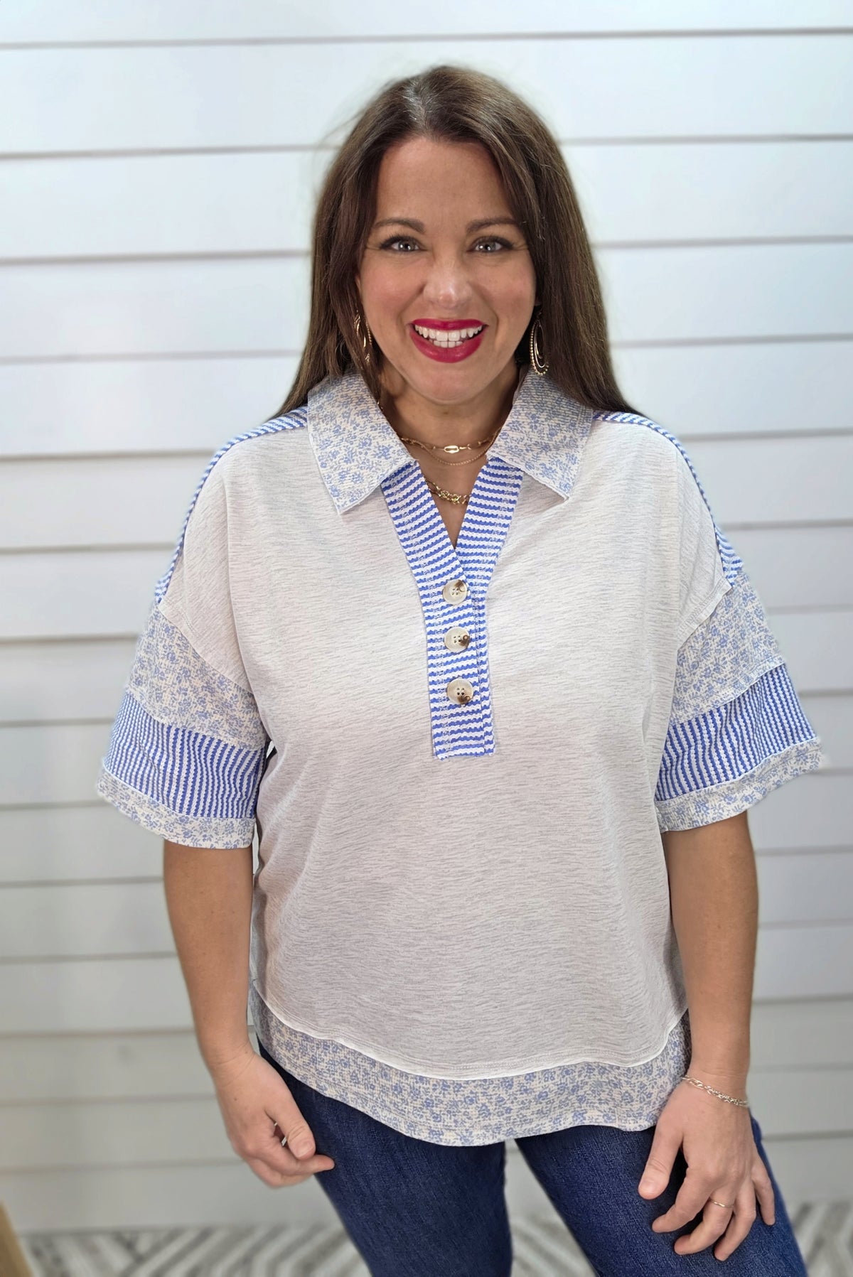 HEATHER GREY FLORAL BUTTON HENLEY KNIT TOP W/ LAY DOWN COLLAR