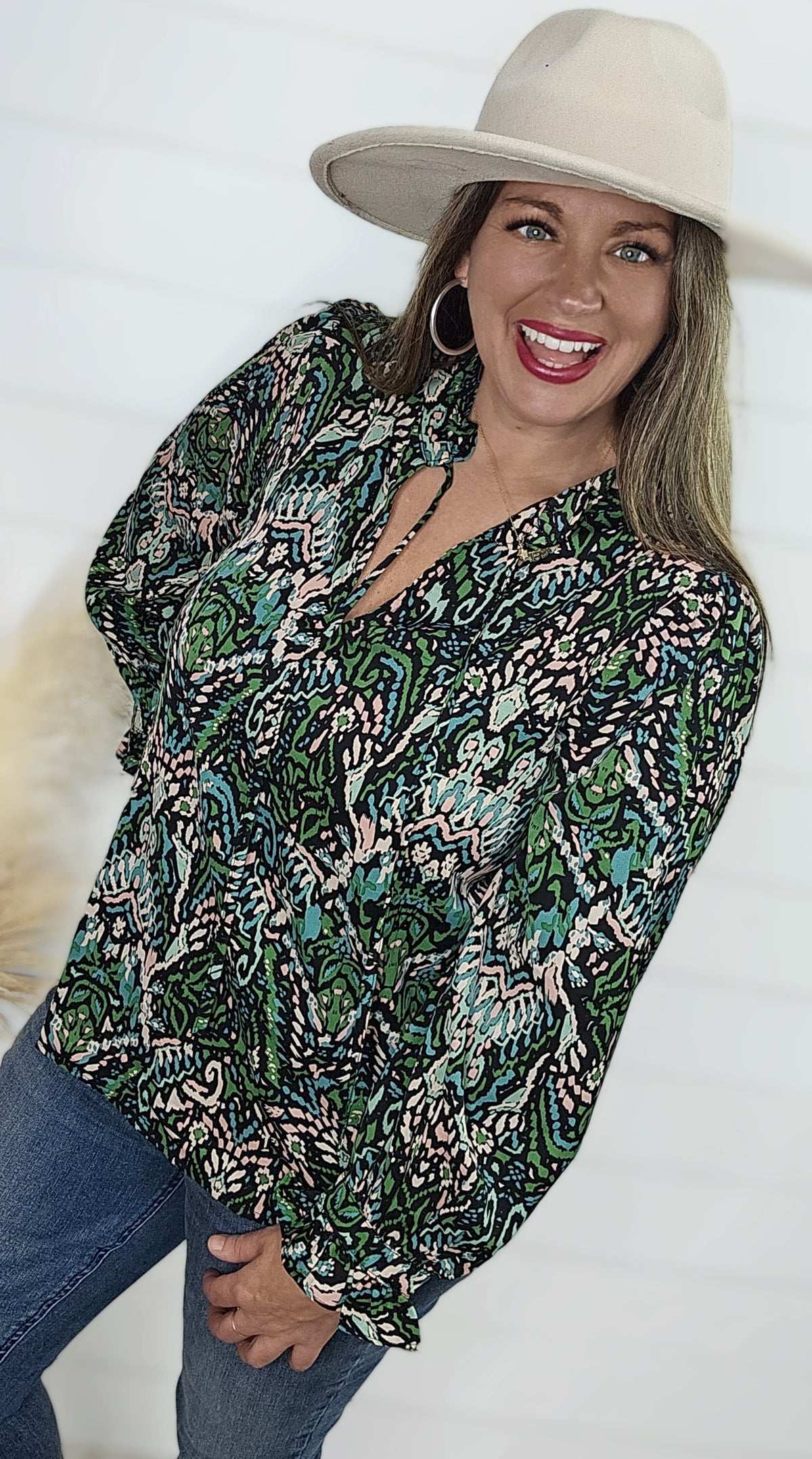 GREEN GEO PRINT PEASANT TIE BLOUSE