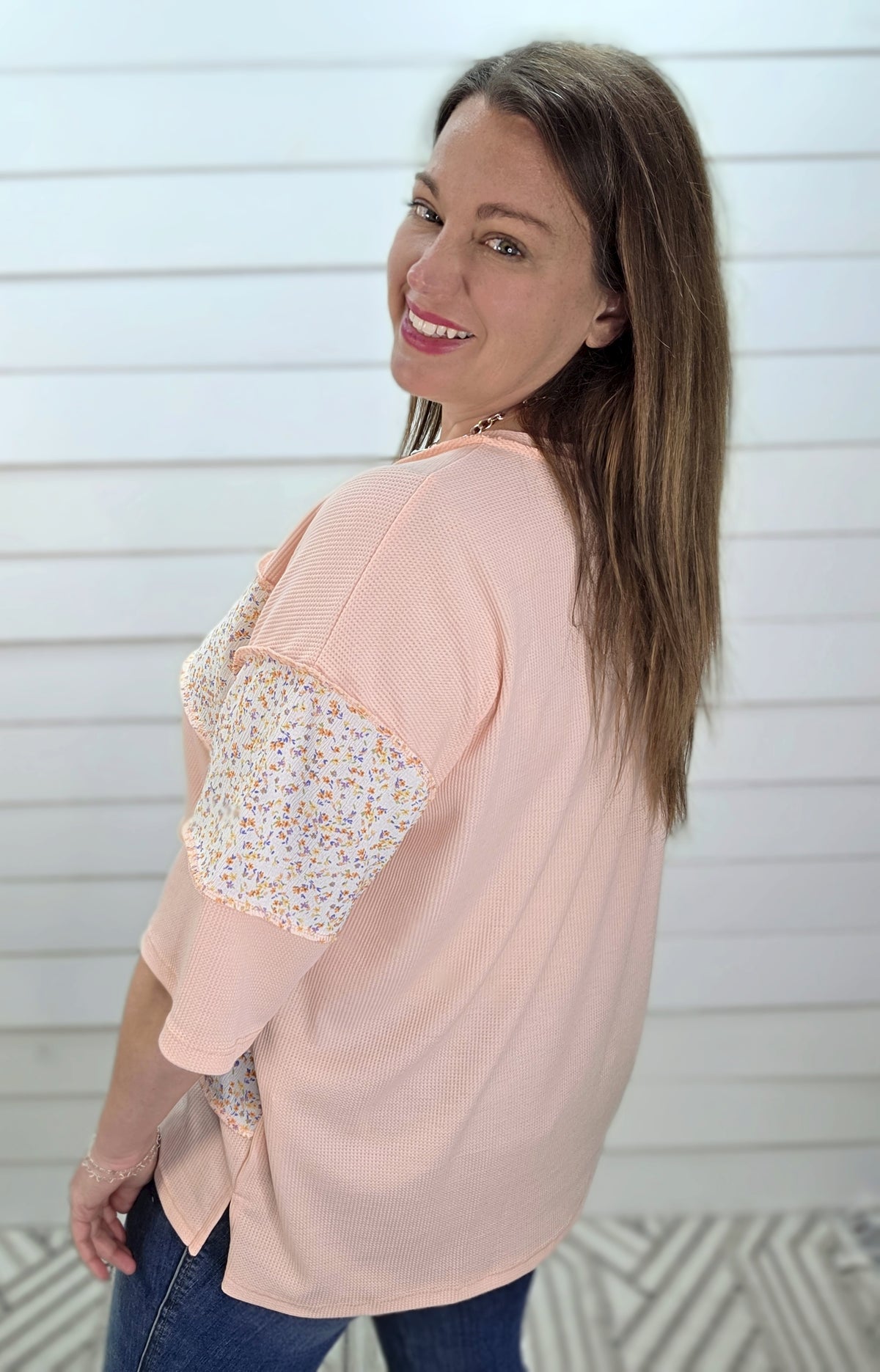 PEACH WAFFLE TEXTURE FLORAL COLORBLOCK KNIT TOP