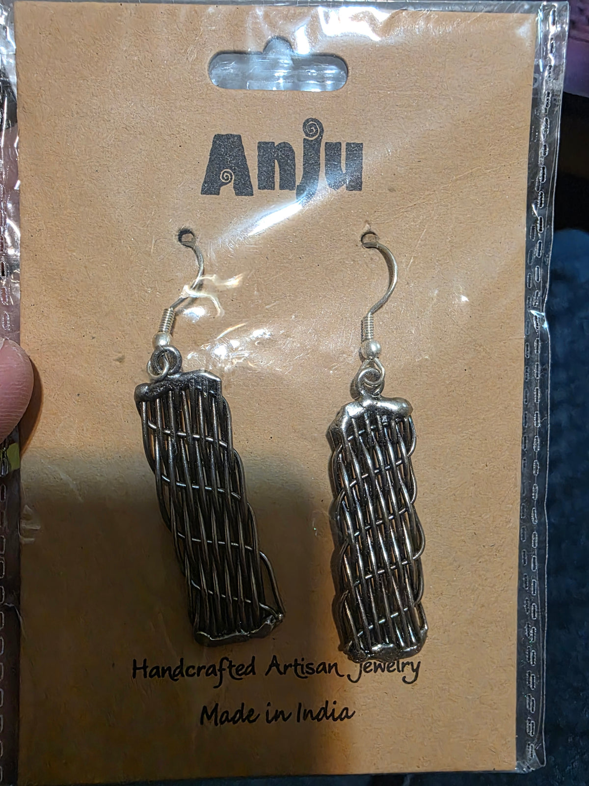 ANJU EARRING