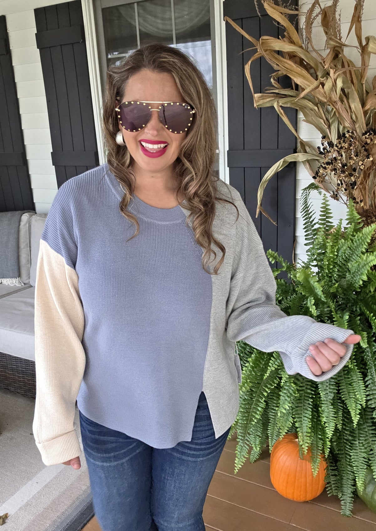 CREAM/BLUE/GREY COLORBLOCK KNIT SWEATER