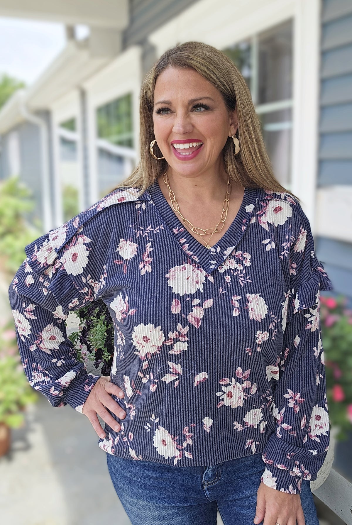 NAVY FLORAL RAISED RIBBED V NECK TOP W/ RUFFLE LONG SLEEVE DETAIL