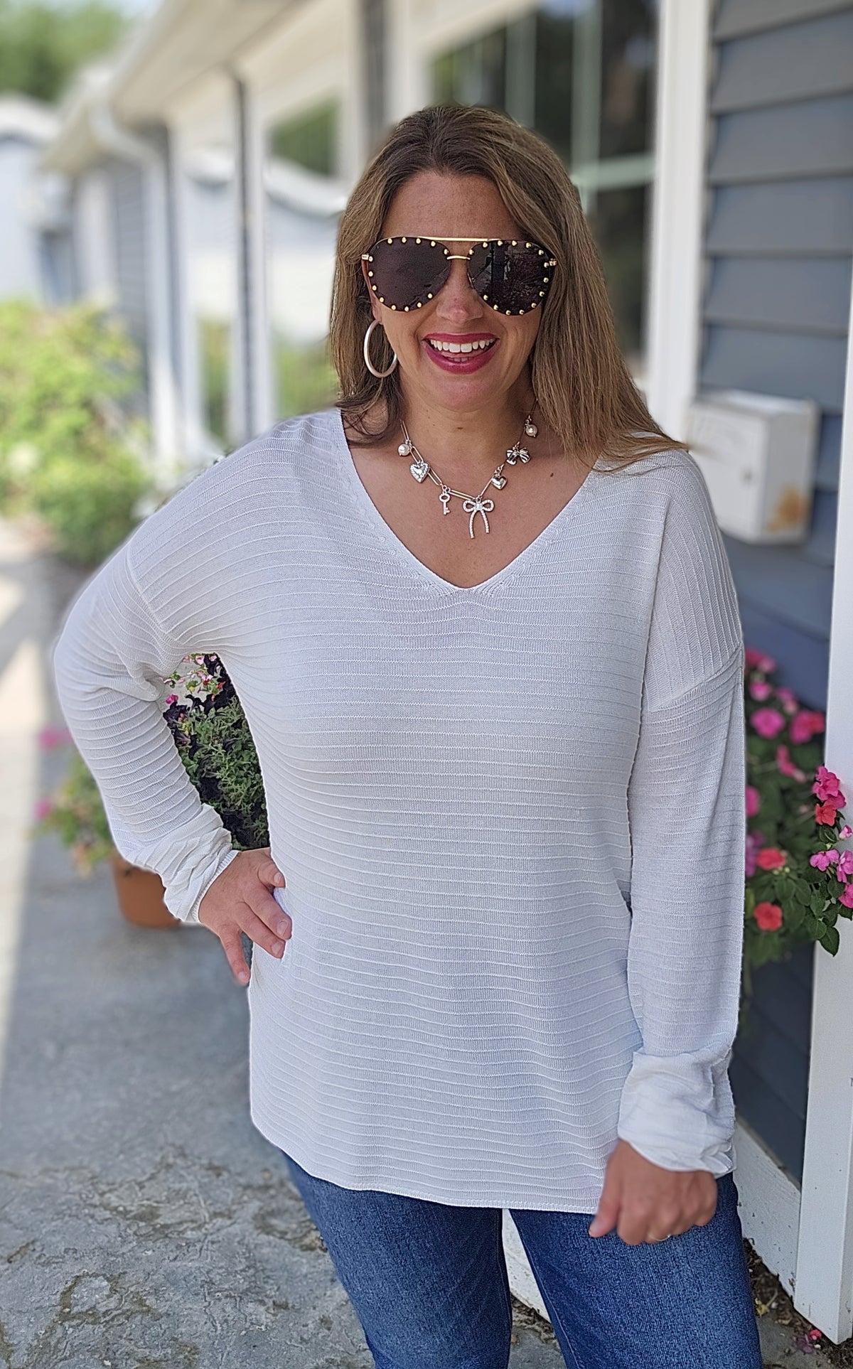 IVORY TEXTURED STRIPE V NECK PULLOVER SWEATER