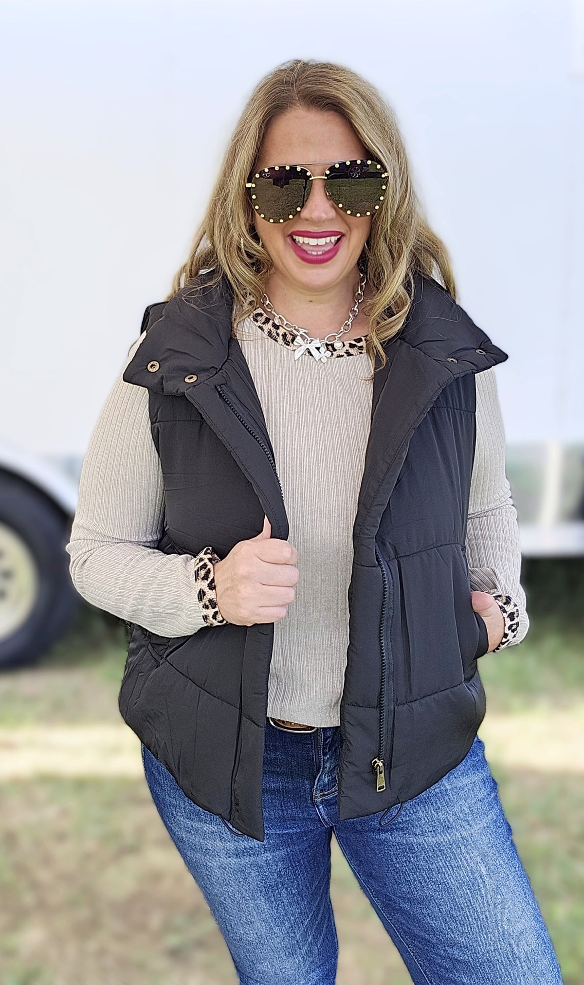 BLACK PUFFED RELAXED FIT VEST