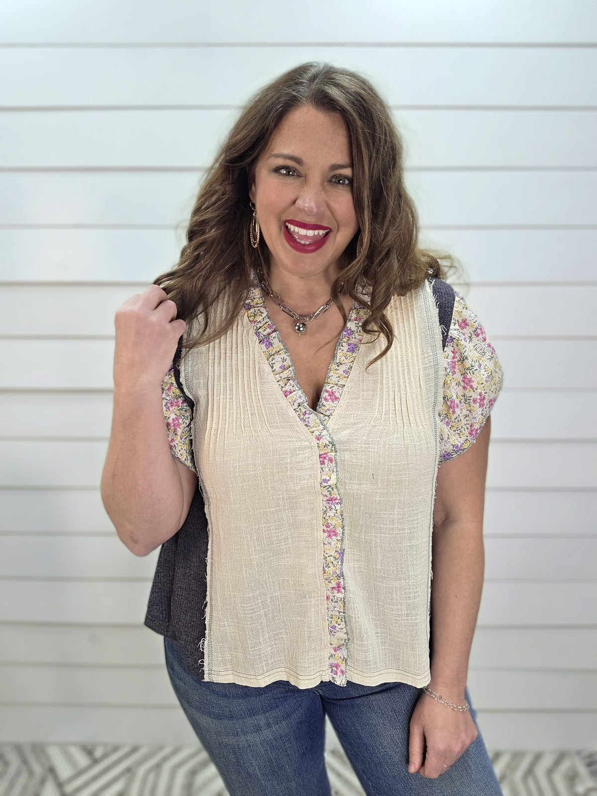 POL CREAM/CHARCOAL/FLORAL CONTRAST OVERSIZED V NECK BUTTON TOP