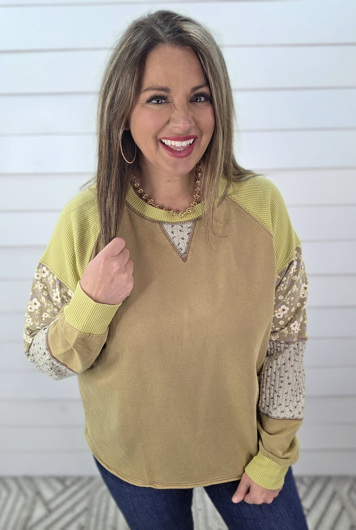 OLIVE PATCHWORK SLEEVE OVERSIZED KNIT TOP