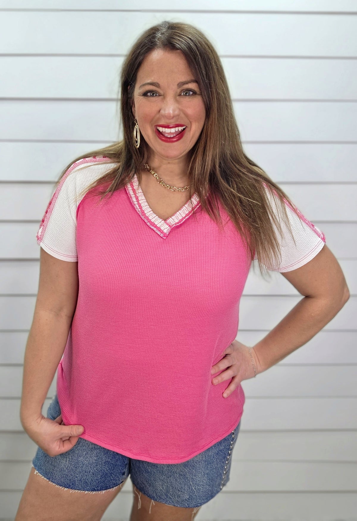 FUCHSIA WAFFLE TEXTURE SHORT SLEEVE CONTRAST SLEEVE KNIT TOP