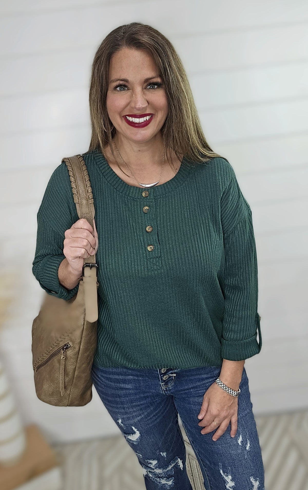 HUNTER GREEN HENLEY 3/4 ROLL UP SLEEVE KNIT TOP