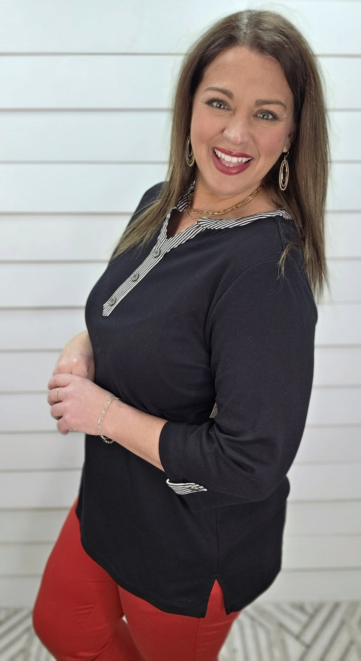 BLACK COTTON BLEND TOP W/ PINSTRIPE DETAIL