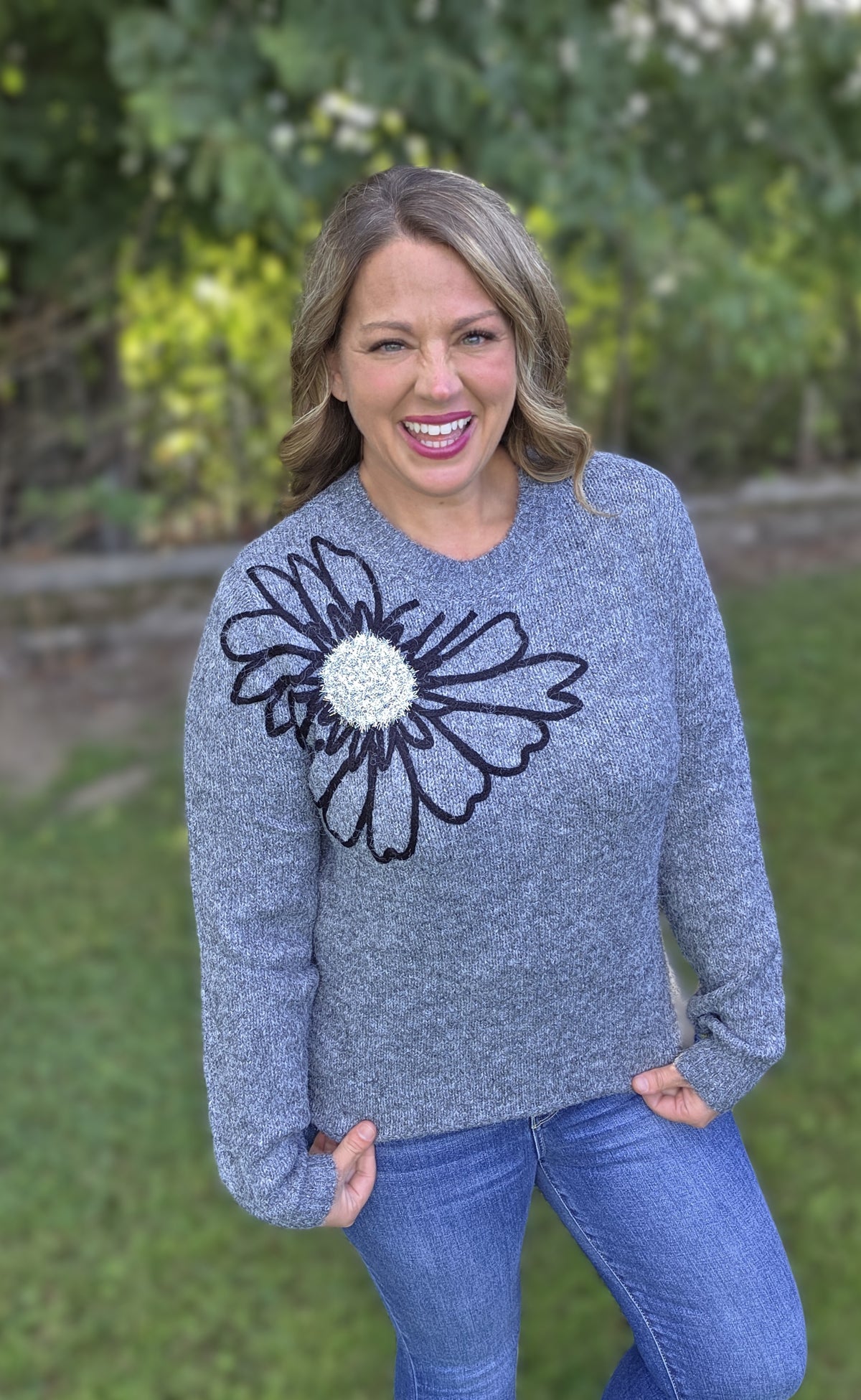 CHARCOAL 3D GLITZ FLORAL KNIT SWEATER