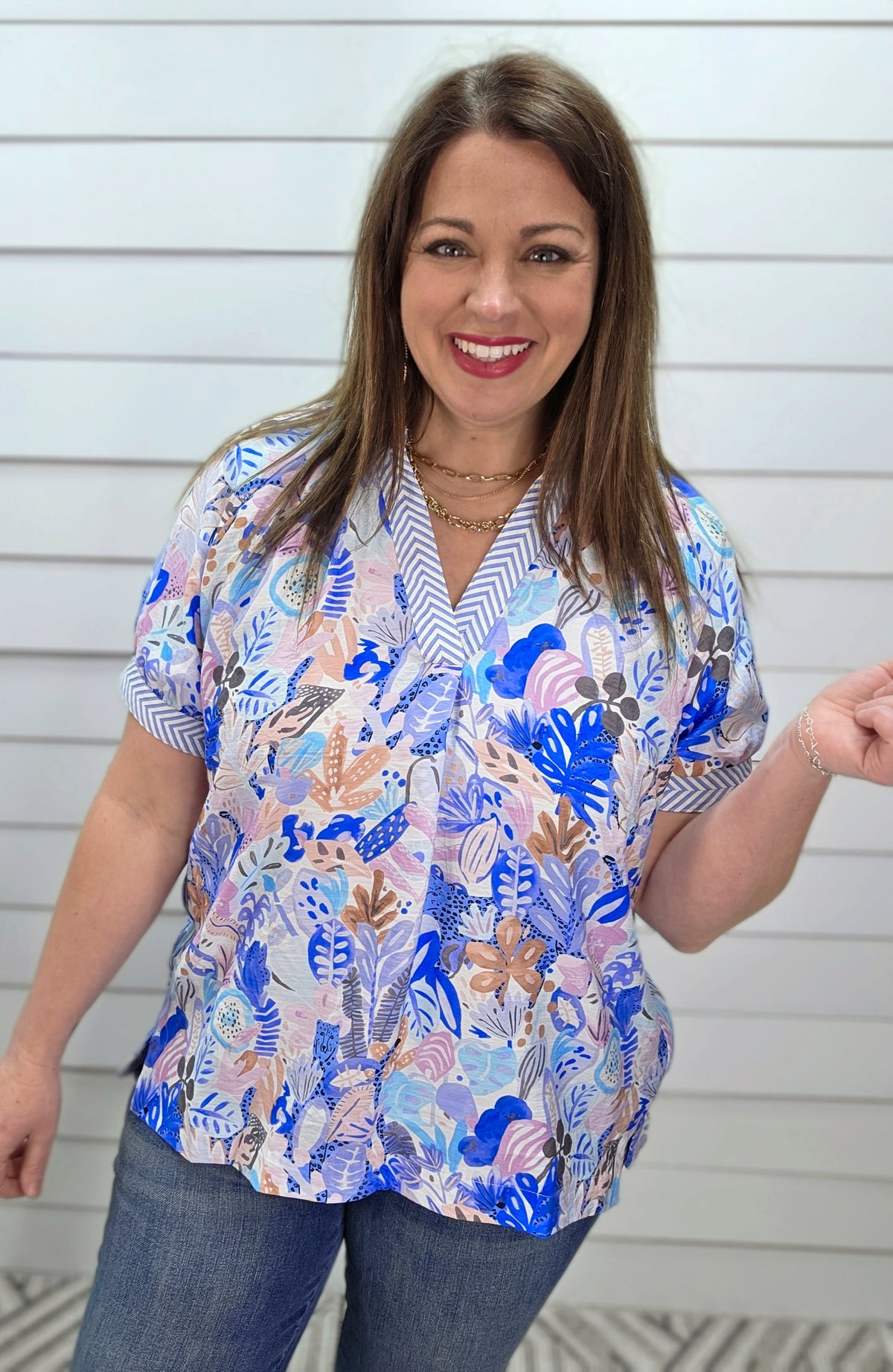 BLUE FLORAL/STRIPED TRIM WOVEN SHORT SLEEVE TOP
