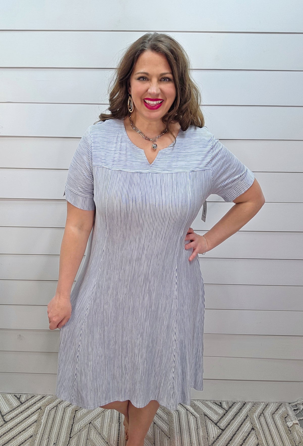 NAVY PIN STRIPE KNIT KNOTCH NECK LINE DRESS