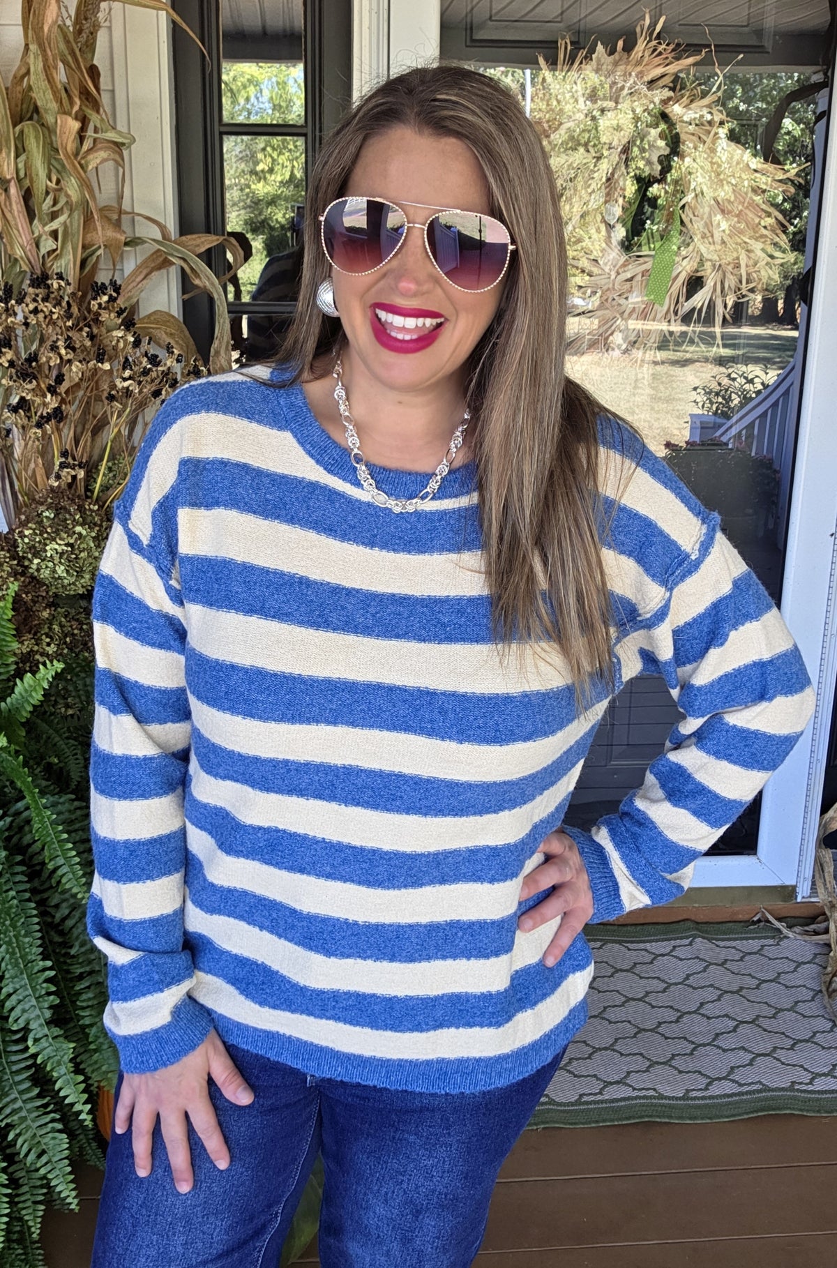 BLUE STRIPED CREW NECK PULLOVER SWEATER