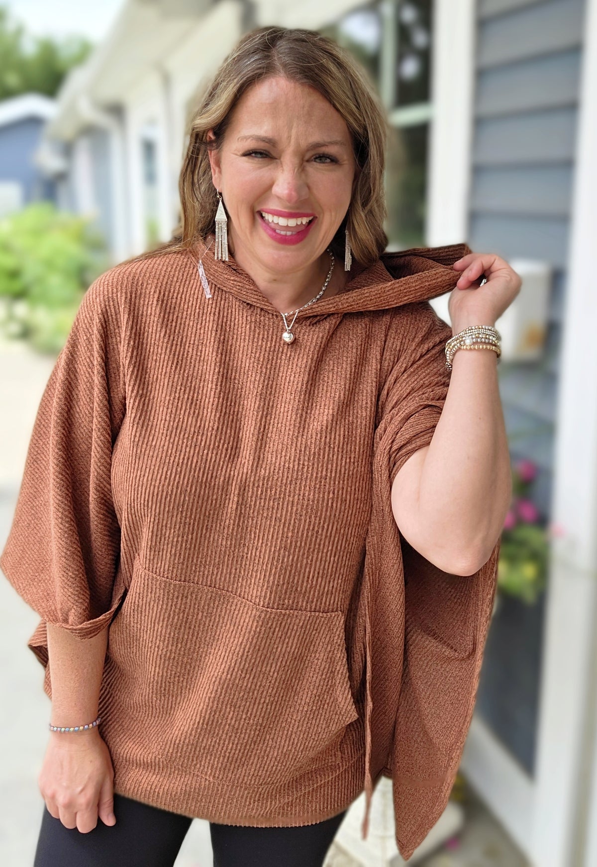 DEAR SCARLETT HORIZON PONCHO HOODIE - PUMPKIN SPICE