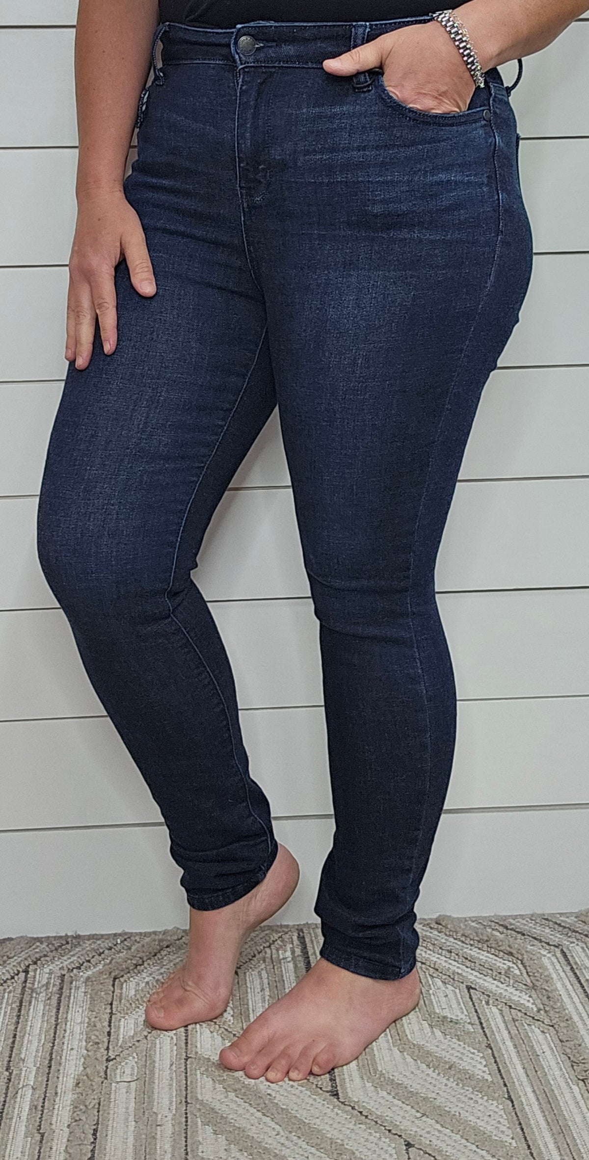 JUDY BLUE SUPER DARK SKINNY JEAN