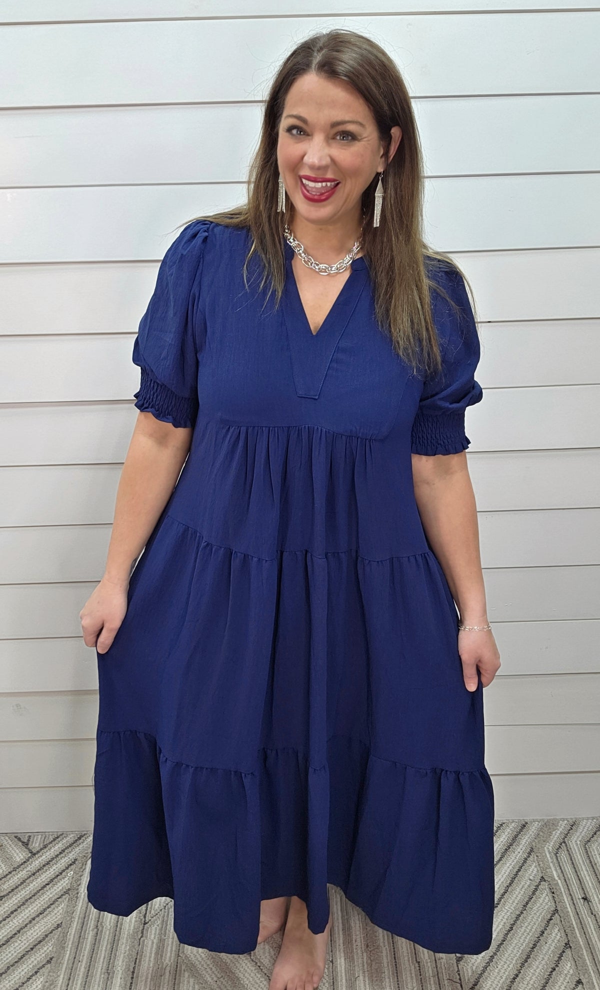 NAVY SOLID V NECK MIDI TIERED DRESS W/ SMOCKED SLEEVE