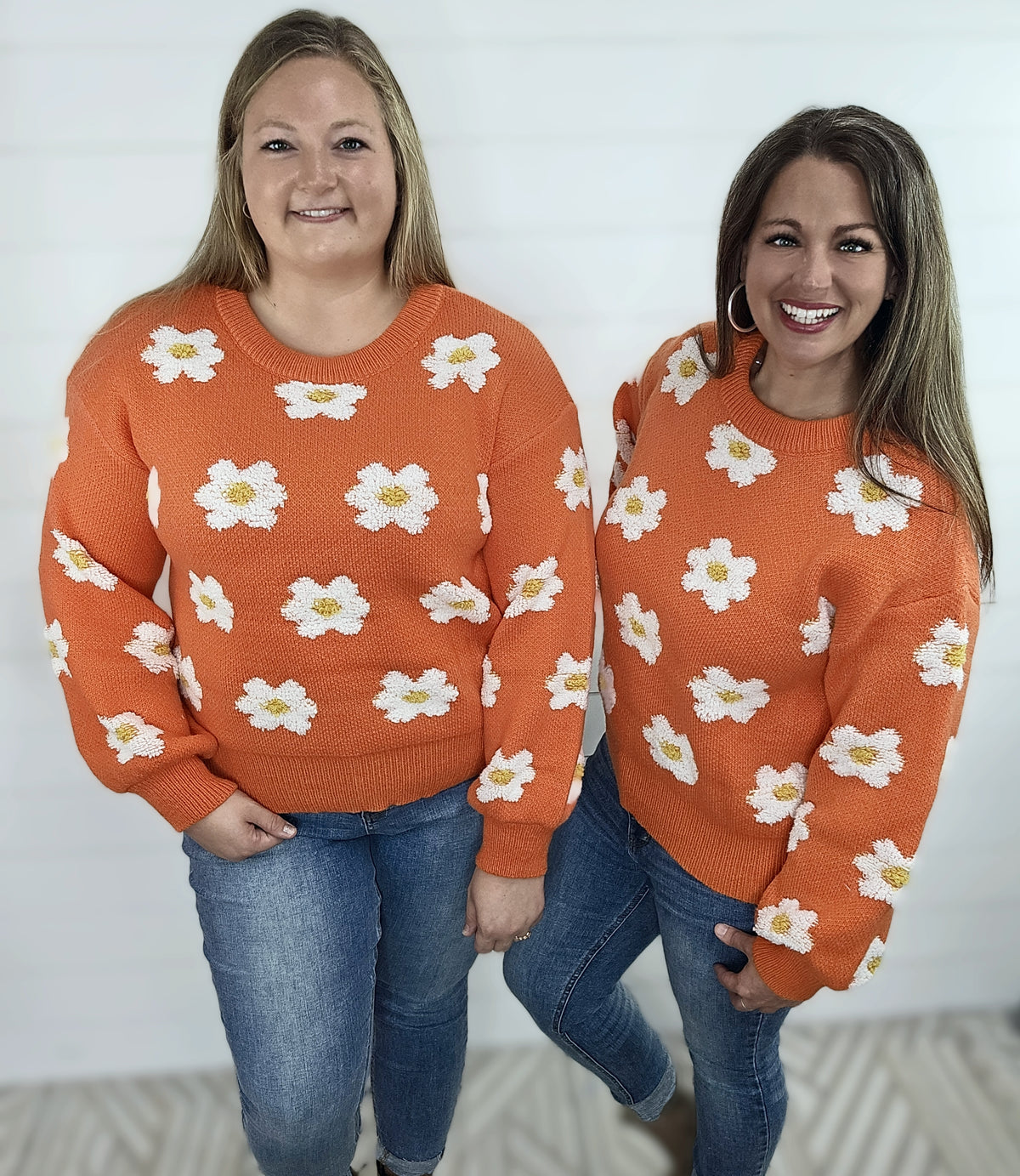 POL ORANGE FLORAL CREW NECK SWEATER