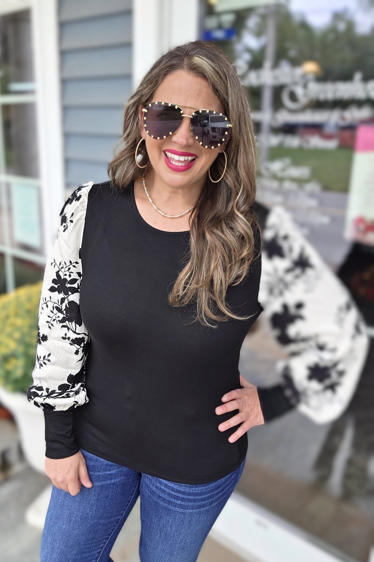 BLACK FLORAL JACQUARD CONTRAST SLEEVE KNIT TOP