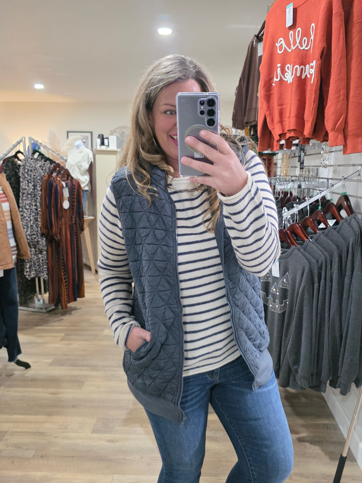 GUN METAL QUILTED HOODED VEST