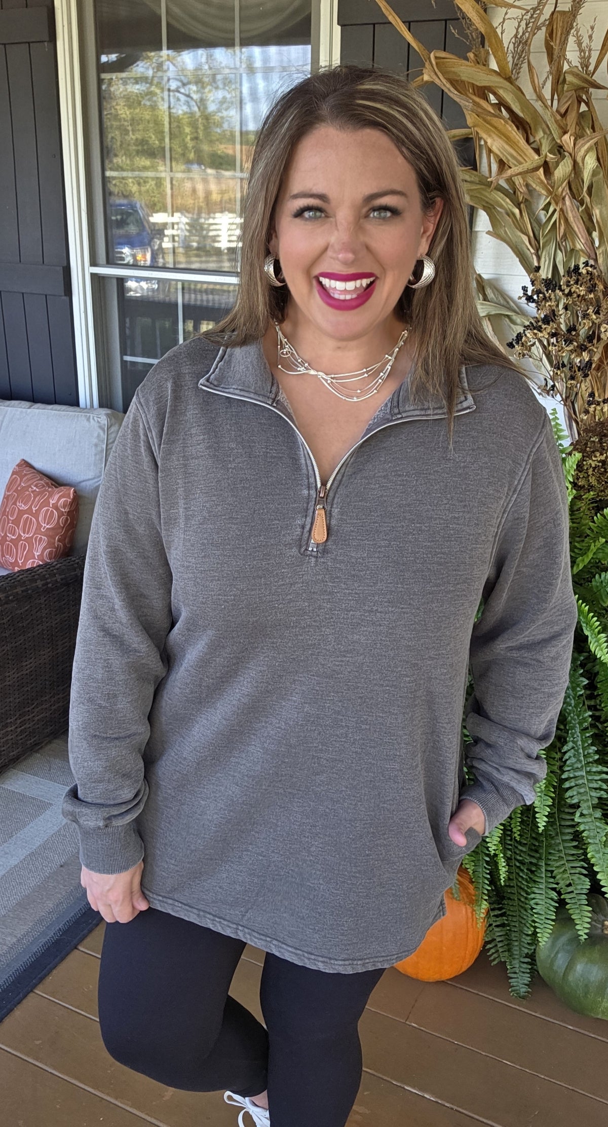 CHARCOAL MINERAL WASH QUARTER ZIP PULLOVER W/ POCKETS