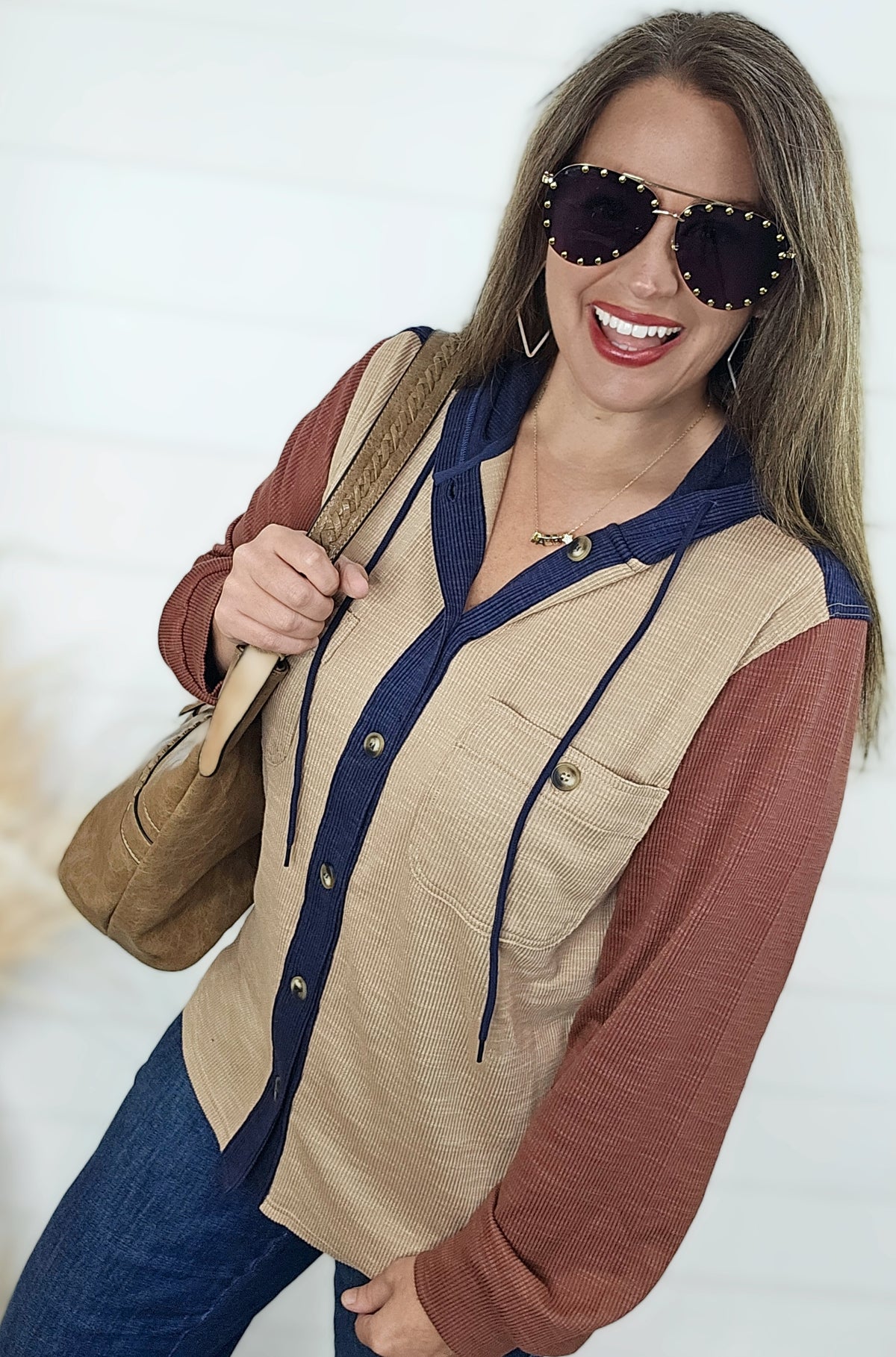 TAUPE/RUST/NAVY RIBBED BUTTON DOWN HOODED TOP