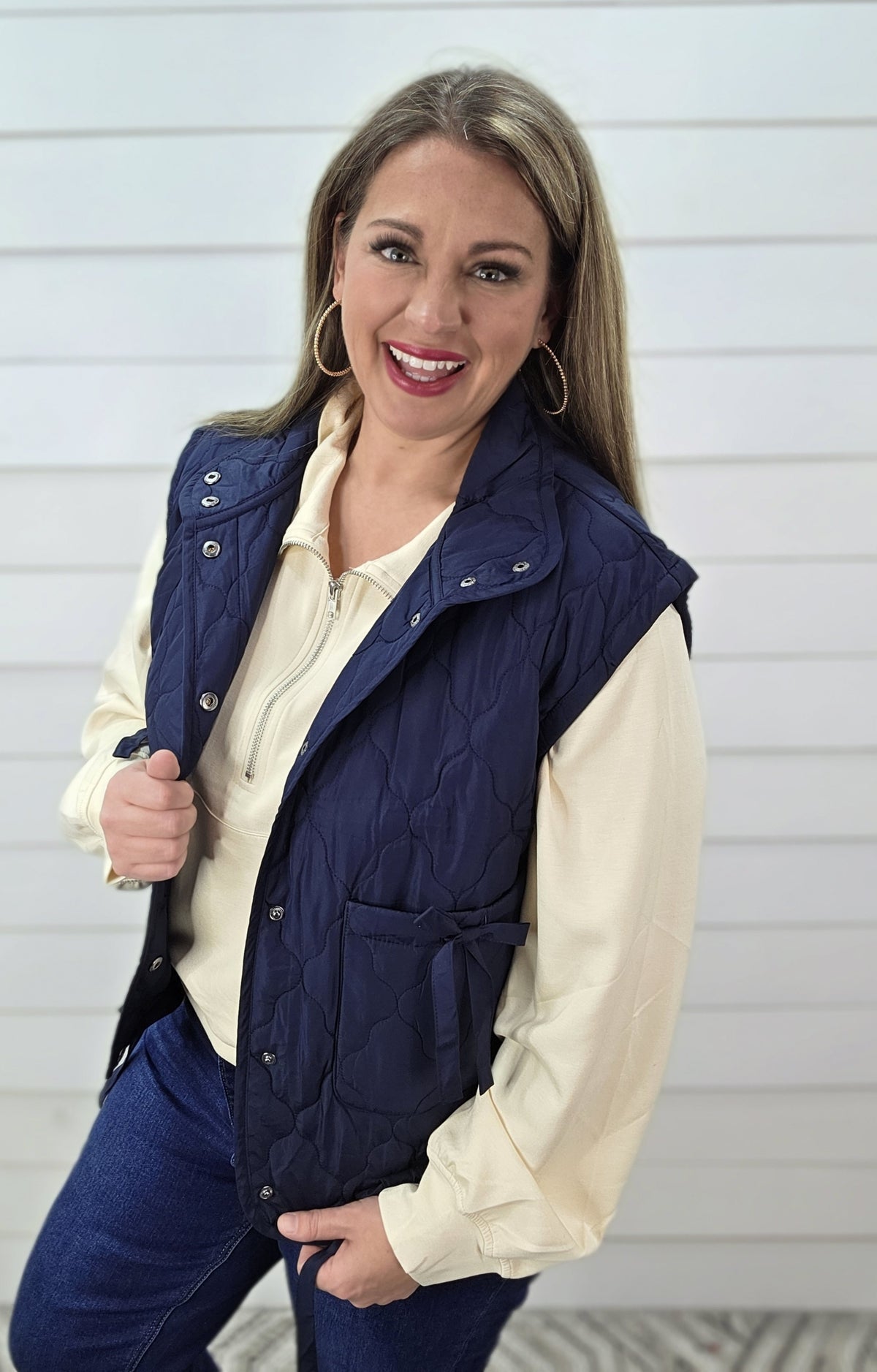 NAVY QUILTED TIE BOW LIGHT WEIGHT VEST