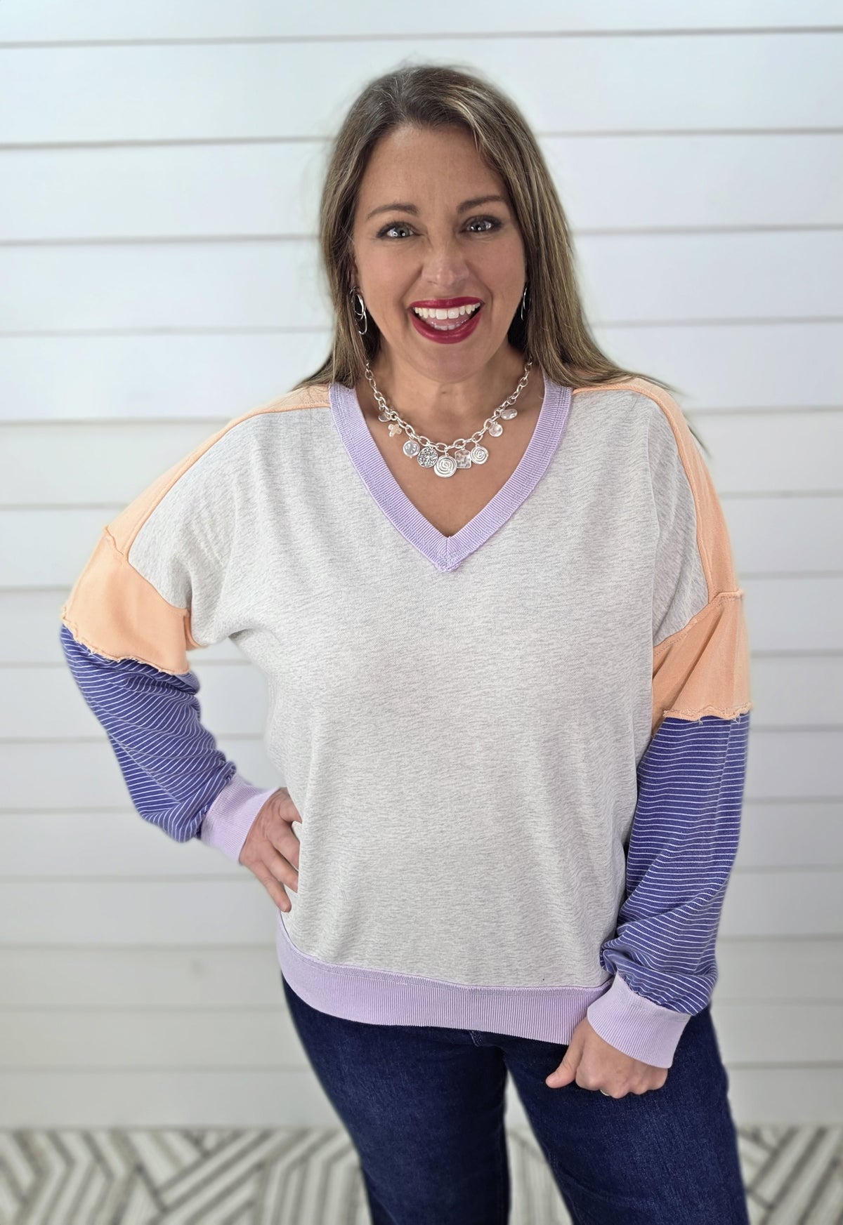 GREY/PEACH/BLUE CONTRAST V NECK PULLOVER