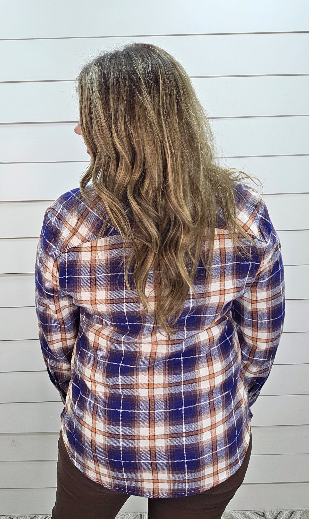 NAVY/BROWN PLAID FLANNEL BUTTON DOWN