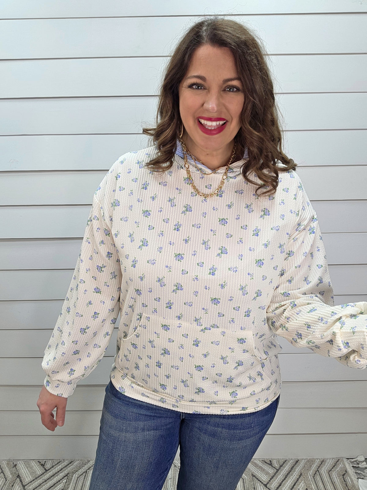 BLUE FLORAL RAISED RIBBED PULLOVER LIGHT WEIGHT HOODIE