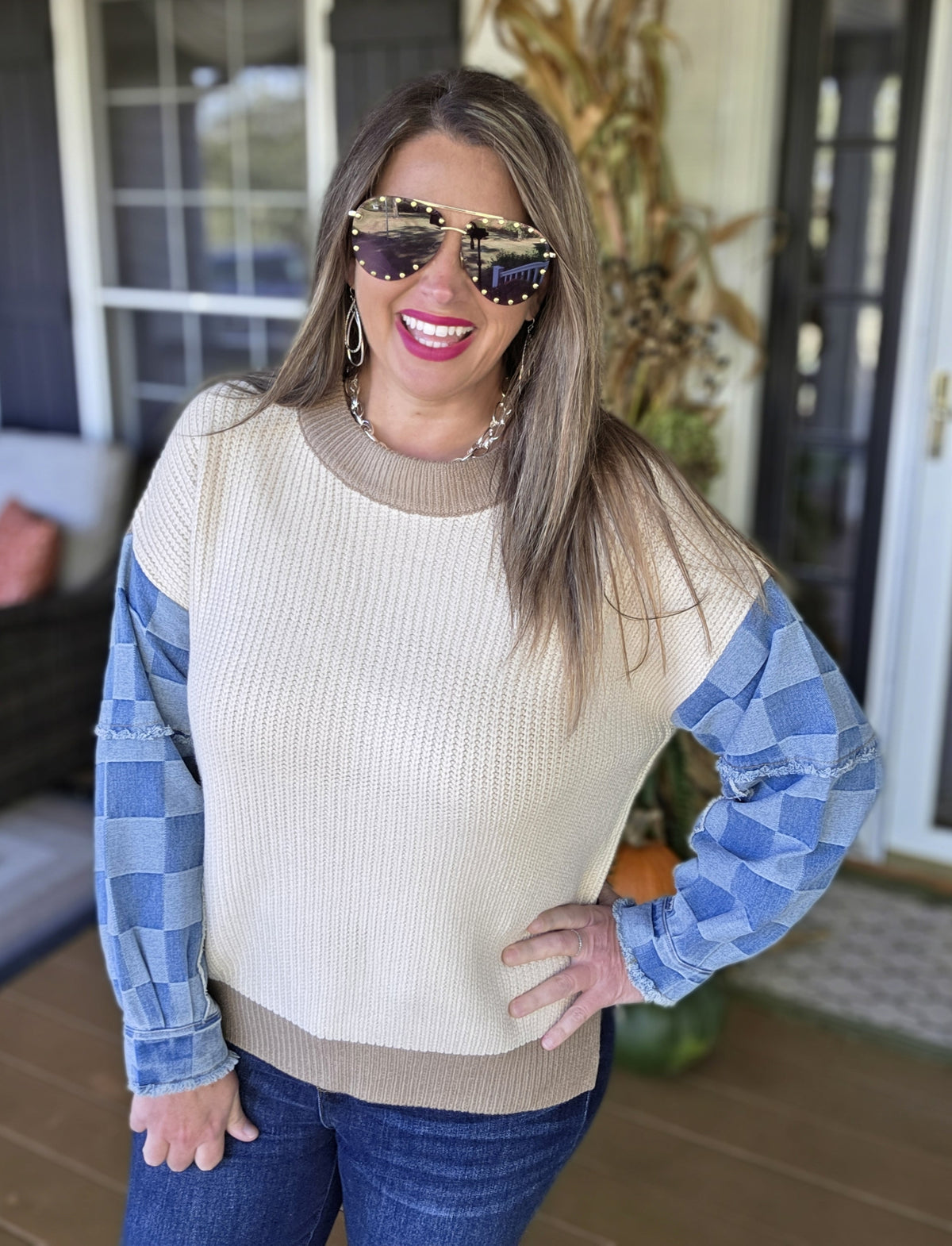 CREAM/DENIM CHECKER SLEEVE KNIT SWEATER