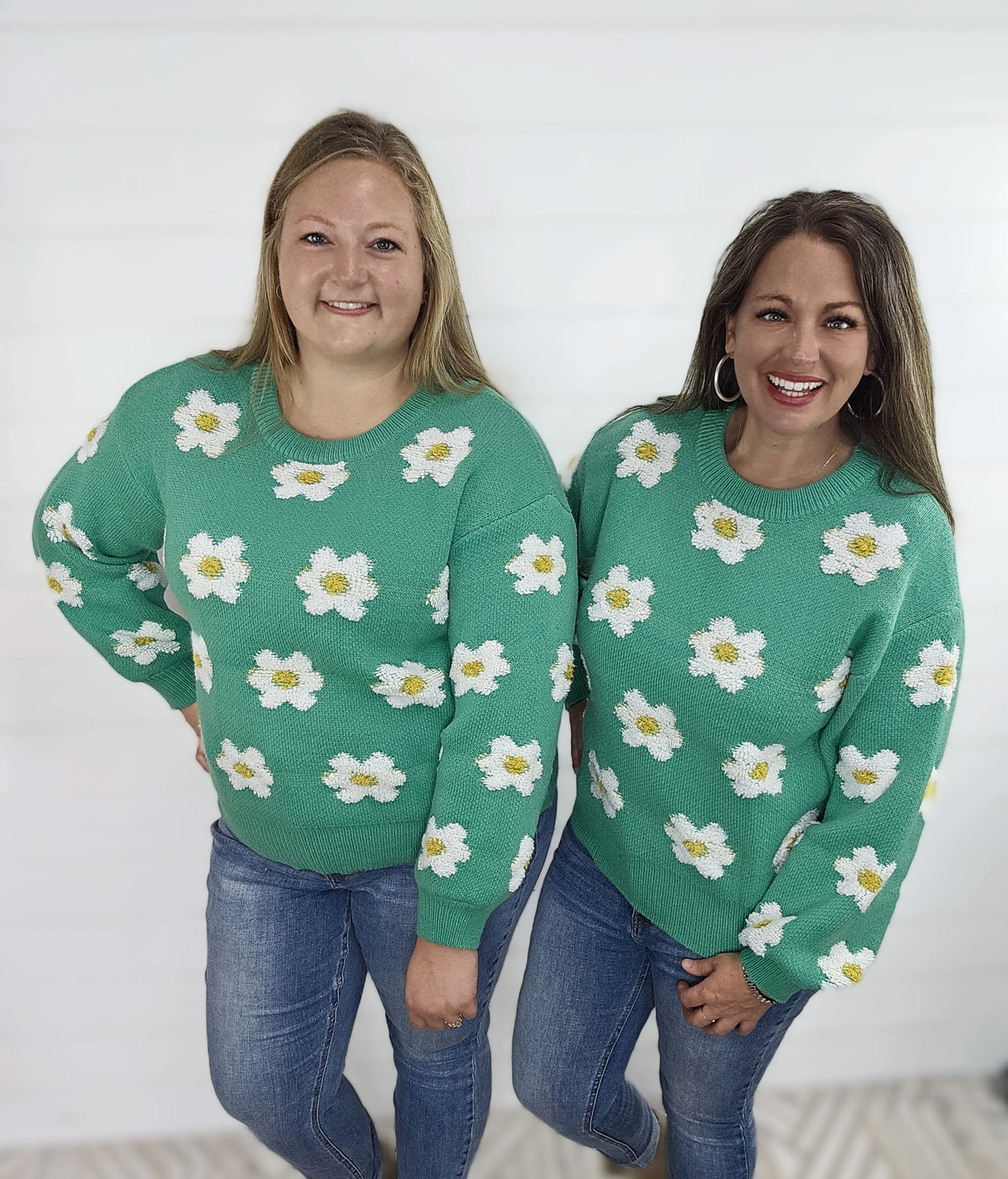 POL GREEN FLORAL CREW NECK SWEATER