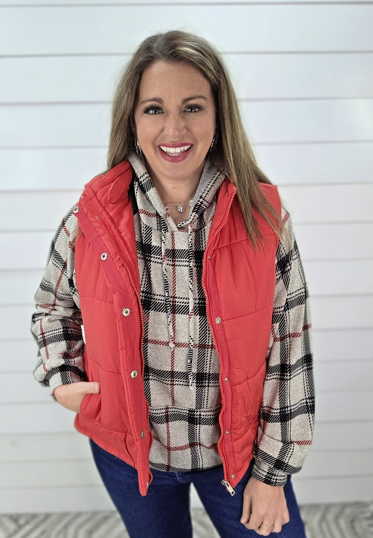 RED SNAP/ZIP PUFFER VEST